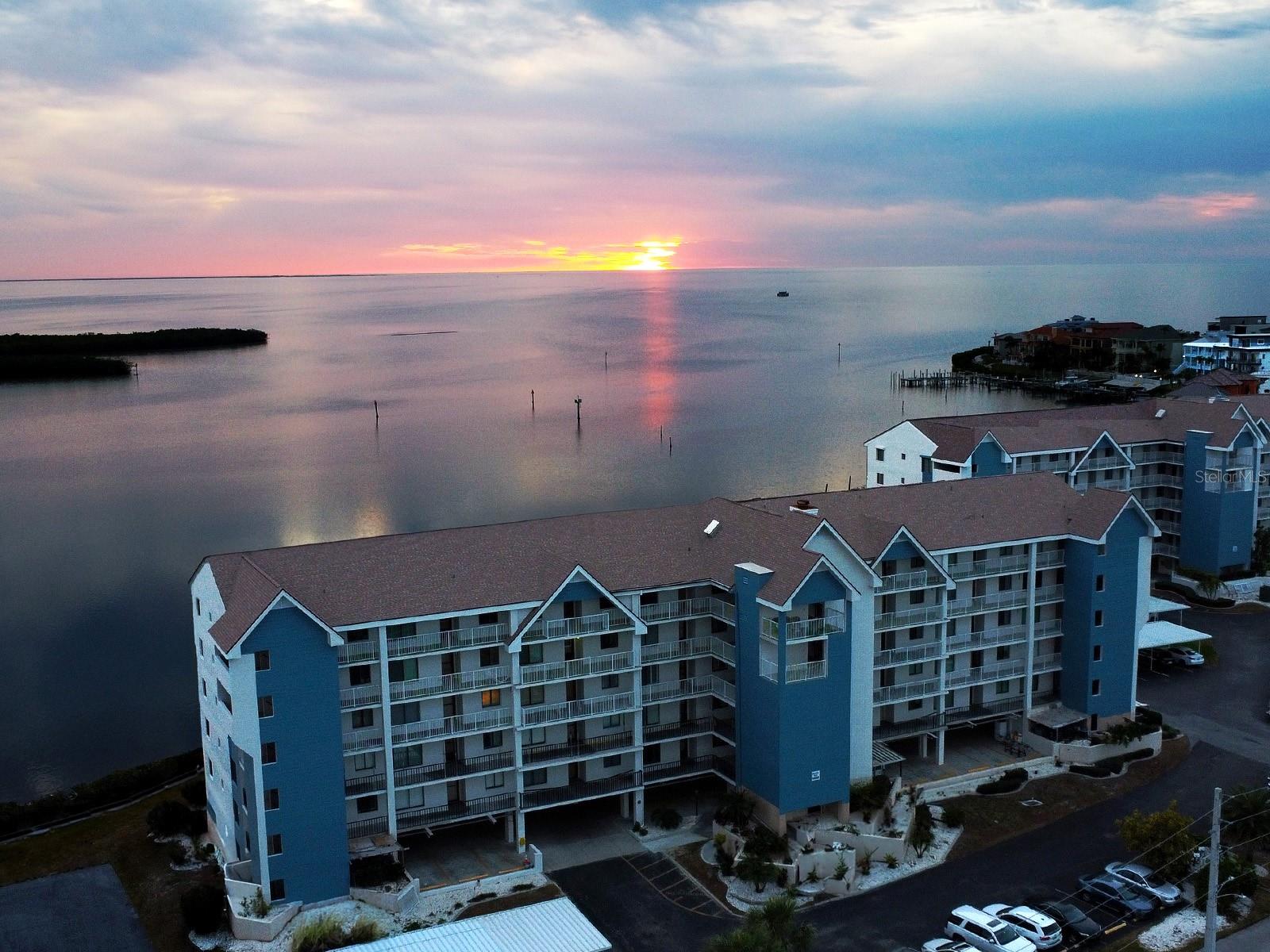 4620 BAY BLVD #1122