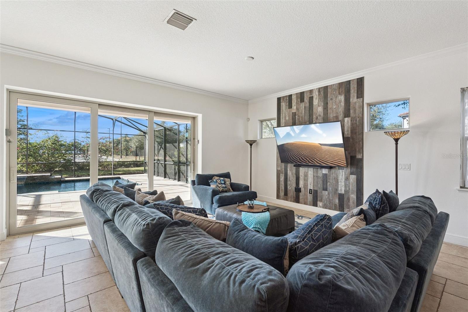 Single Family Residence at 15672 SHOREBIRD LN, WINTER GARDEN, photo 13 of 79
