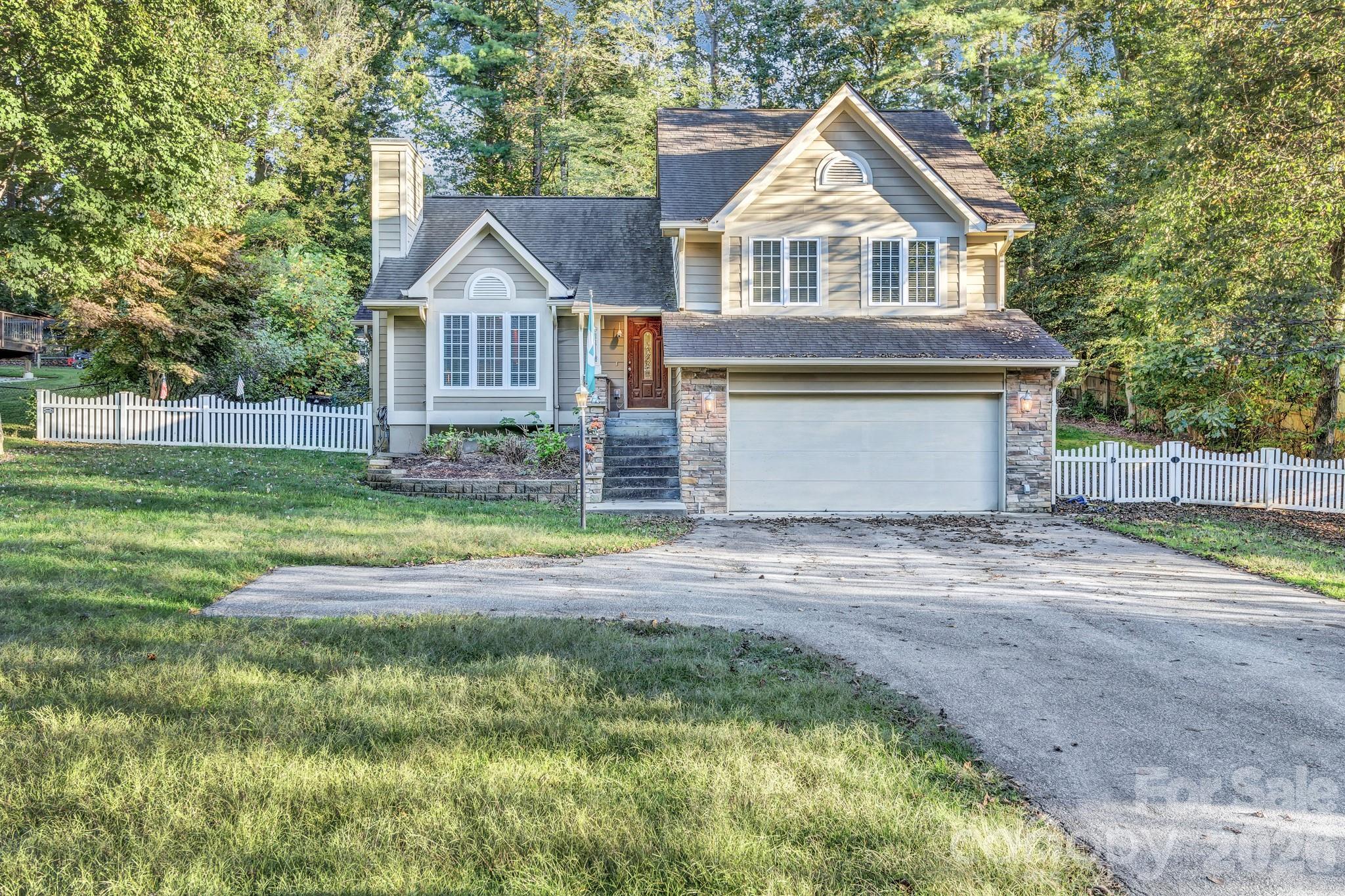Single Family Residence at 911 Fanning Bridge Road, Fletcher, photo 28 of 32