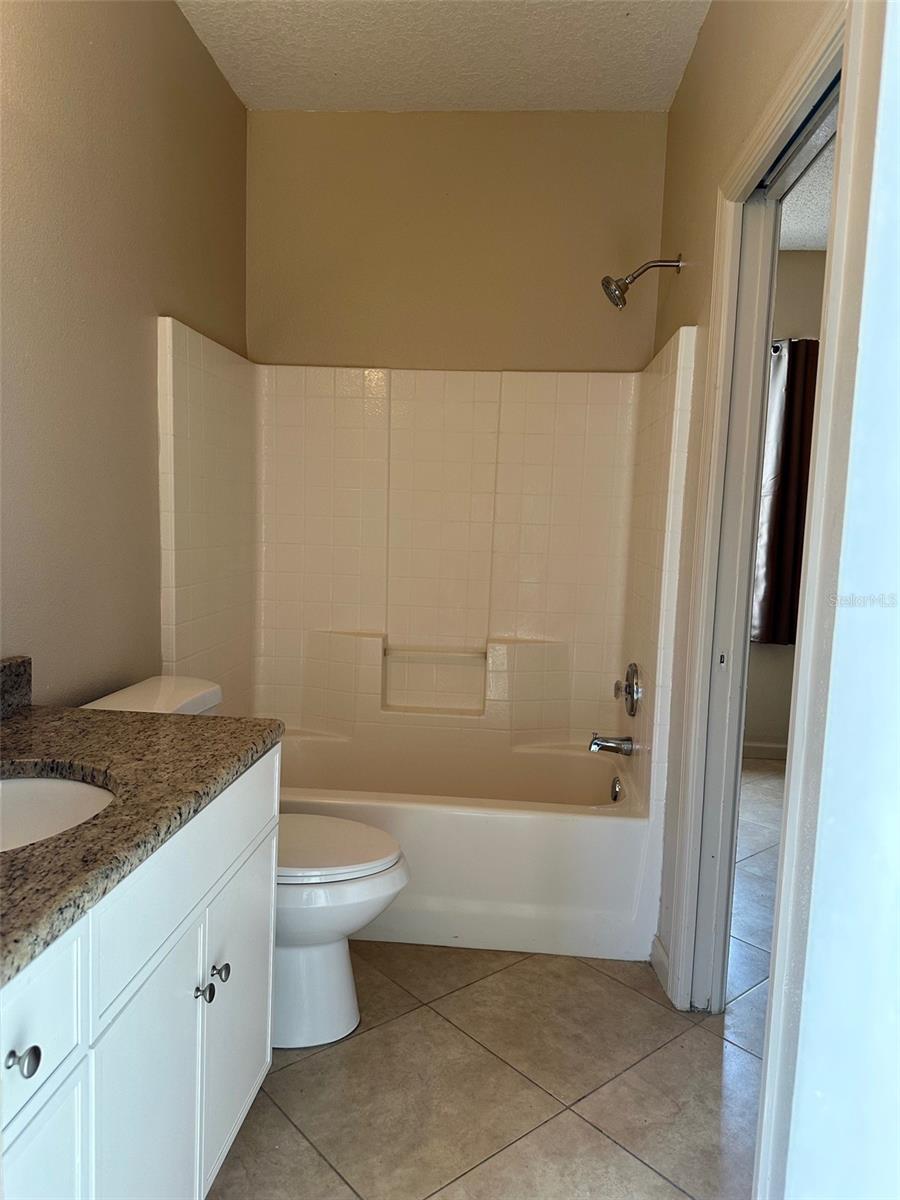 Single Family Residence at 1354 KNOLLWOOD DR, DAVENPORT, photo 14 of 24