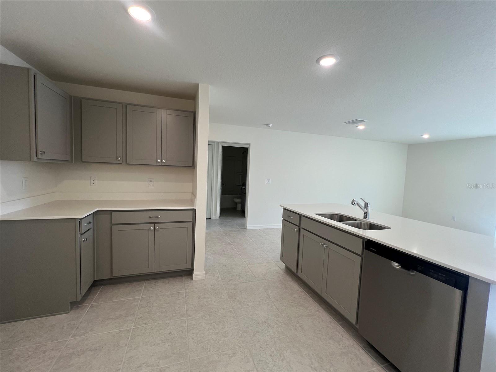 Single Family Residence at 87 BRESSLER LN, PALM COAST, photo 7 of 23