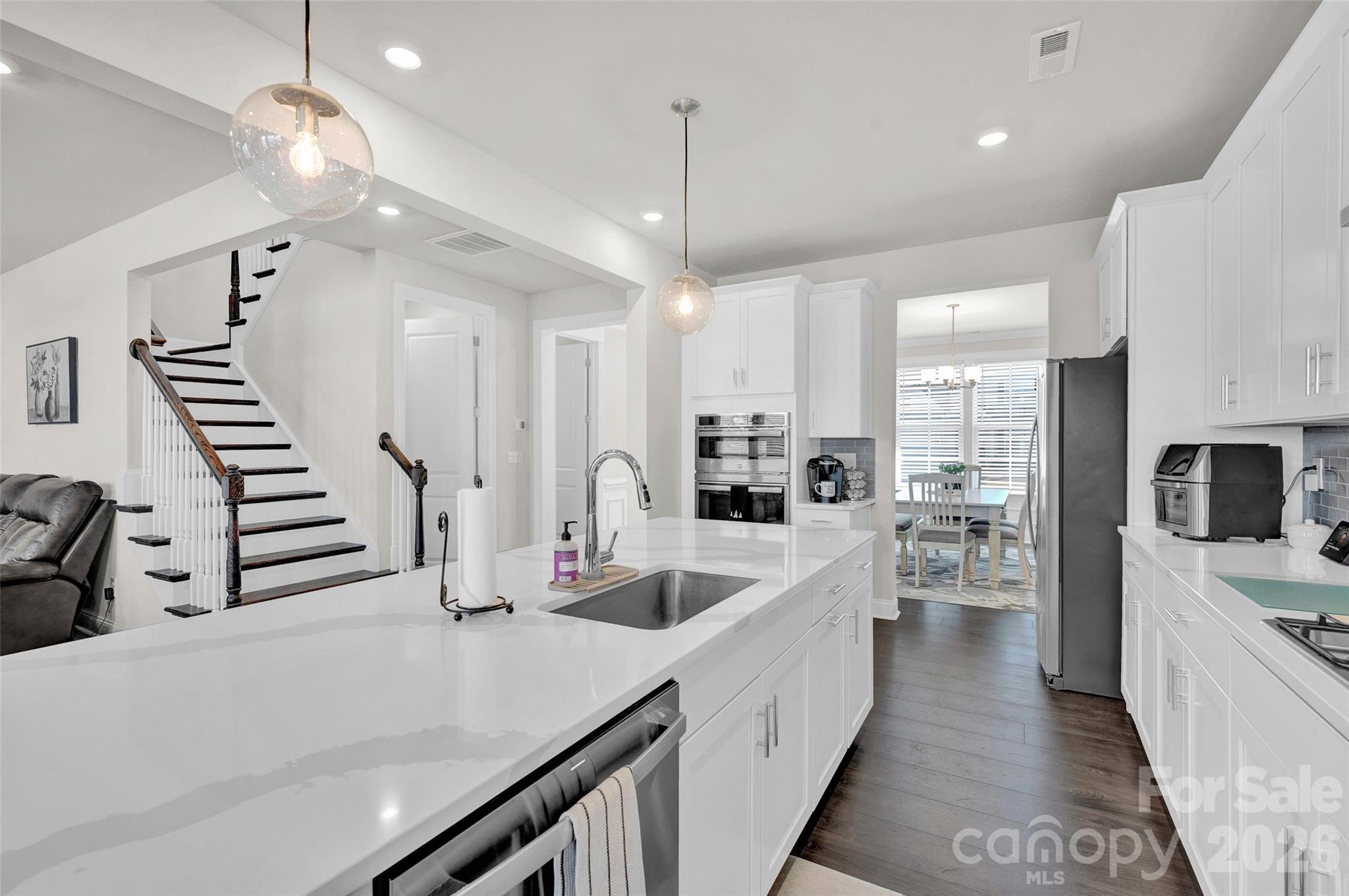 Tons of cabinets and storage plus Walk-in Pantry - 309 W Waterlynn Road, Mooresville