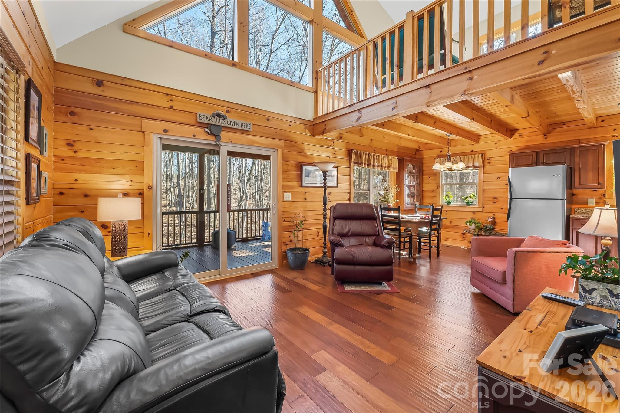 Great room - 204 Mountain Vista Drive, Nebo