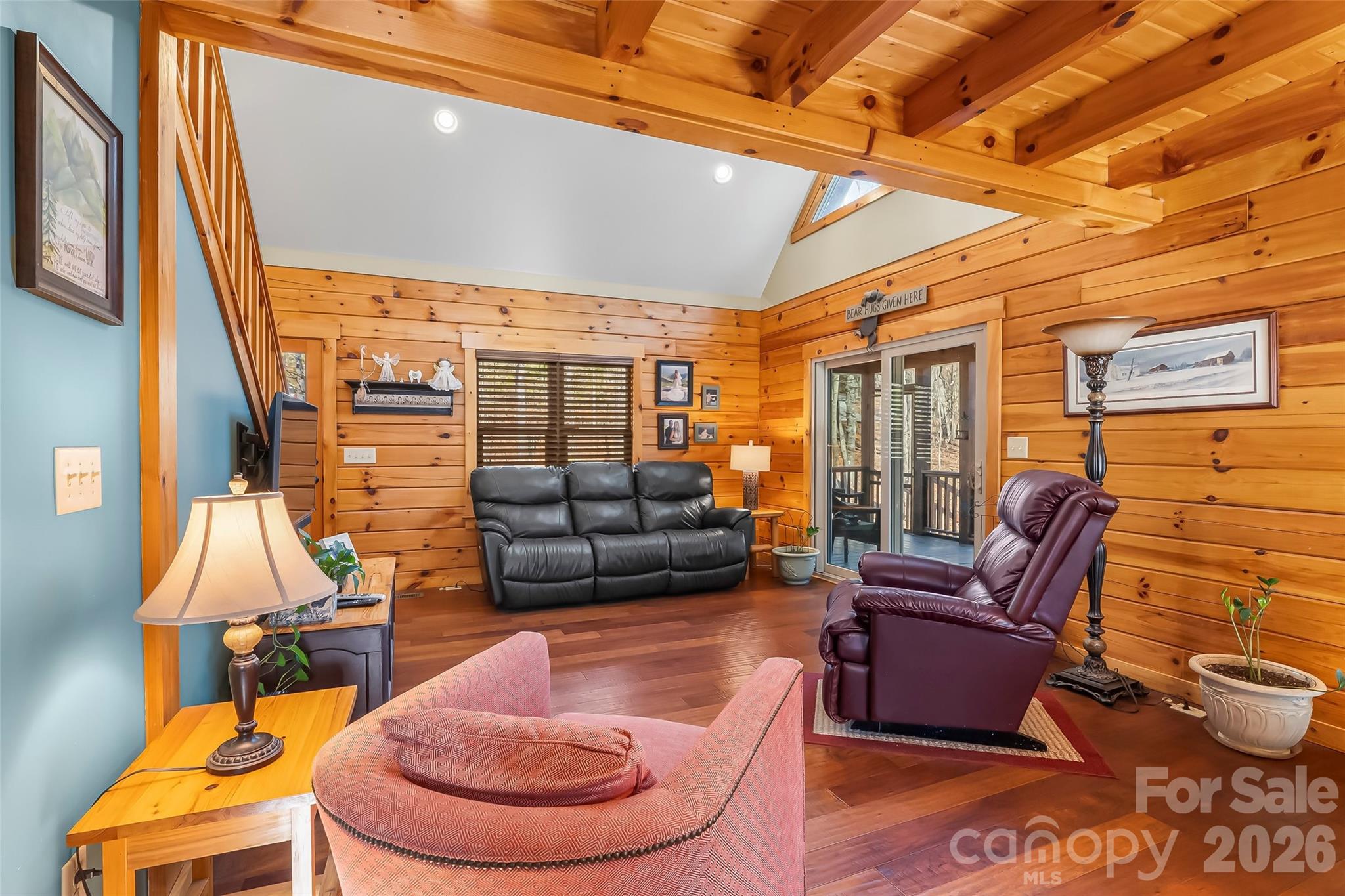Great room - 204 Mountain Vista Drive, Nebo