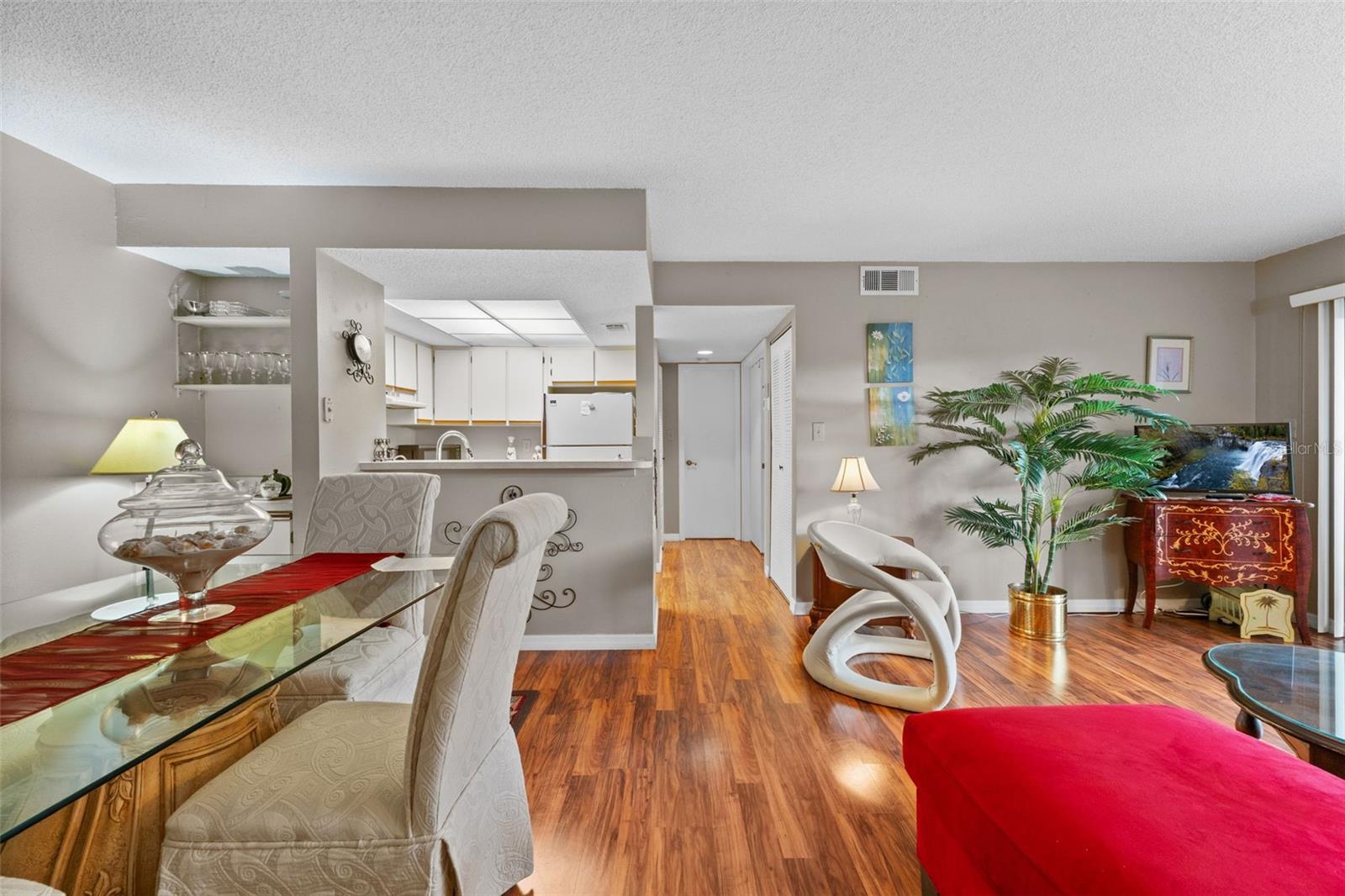 Main living space - 19505 QUESADA AVE #S208, PORT CHARLOTTE