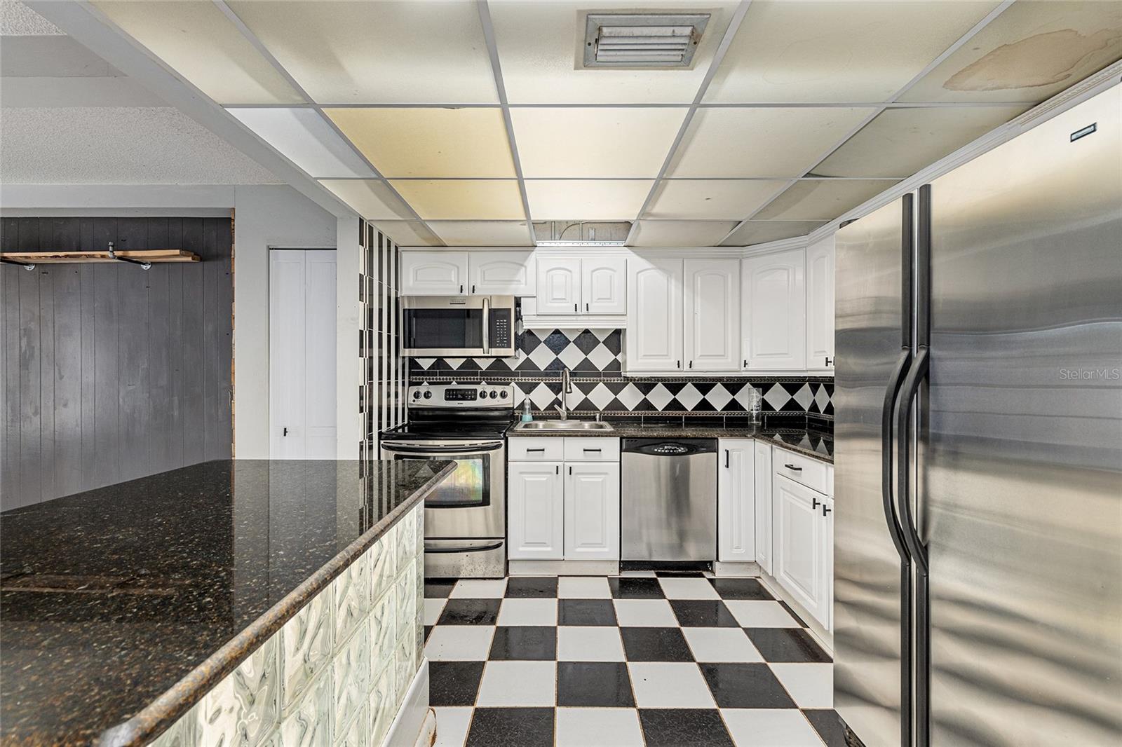 Villa at 9951 SW 88TH COURT RD #C, OCALA, photo 9 of 46