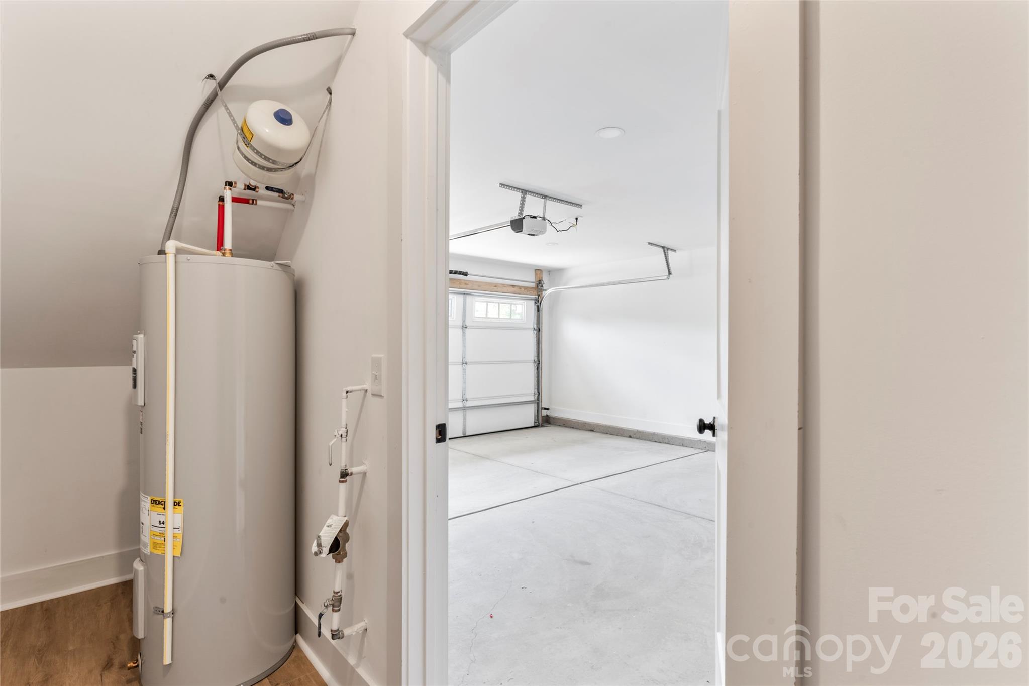 Townhouse at 309 Yaupon Court, Fort Mill, photo 13 of 42