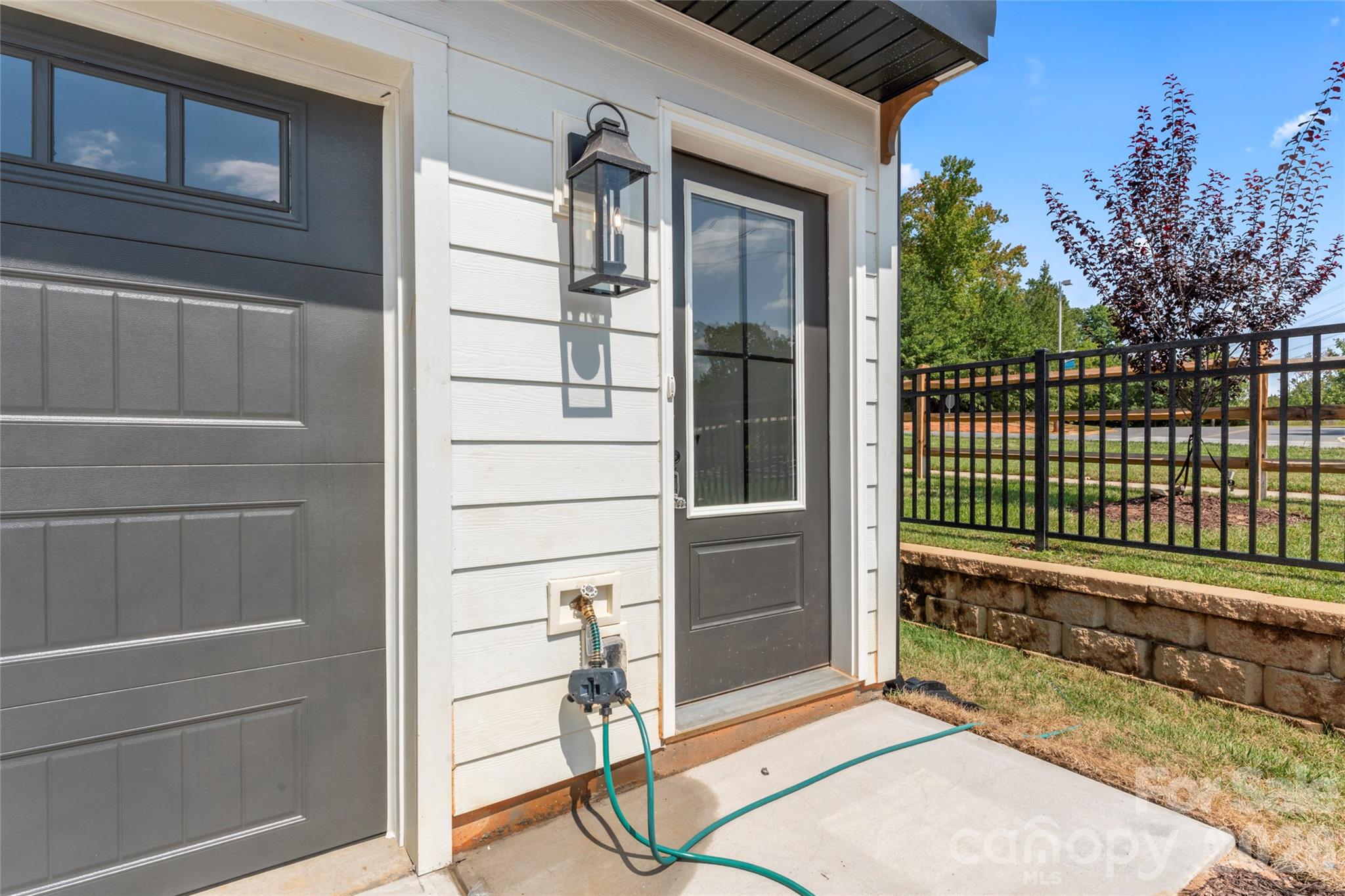 Townhouse at 309 Yaupon Court, Fort Mill, photo 25 of 42