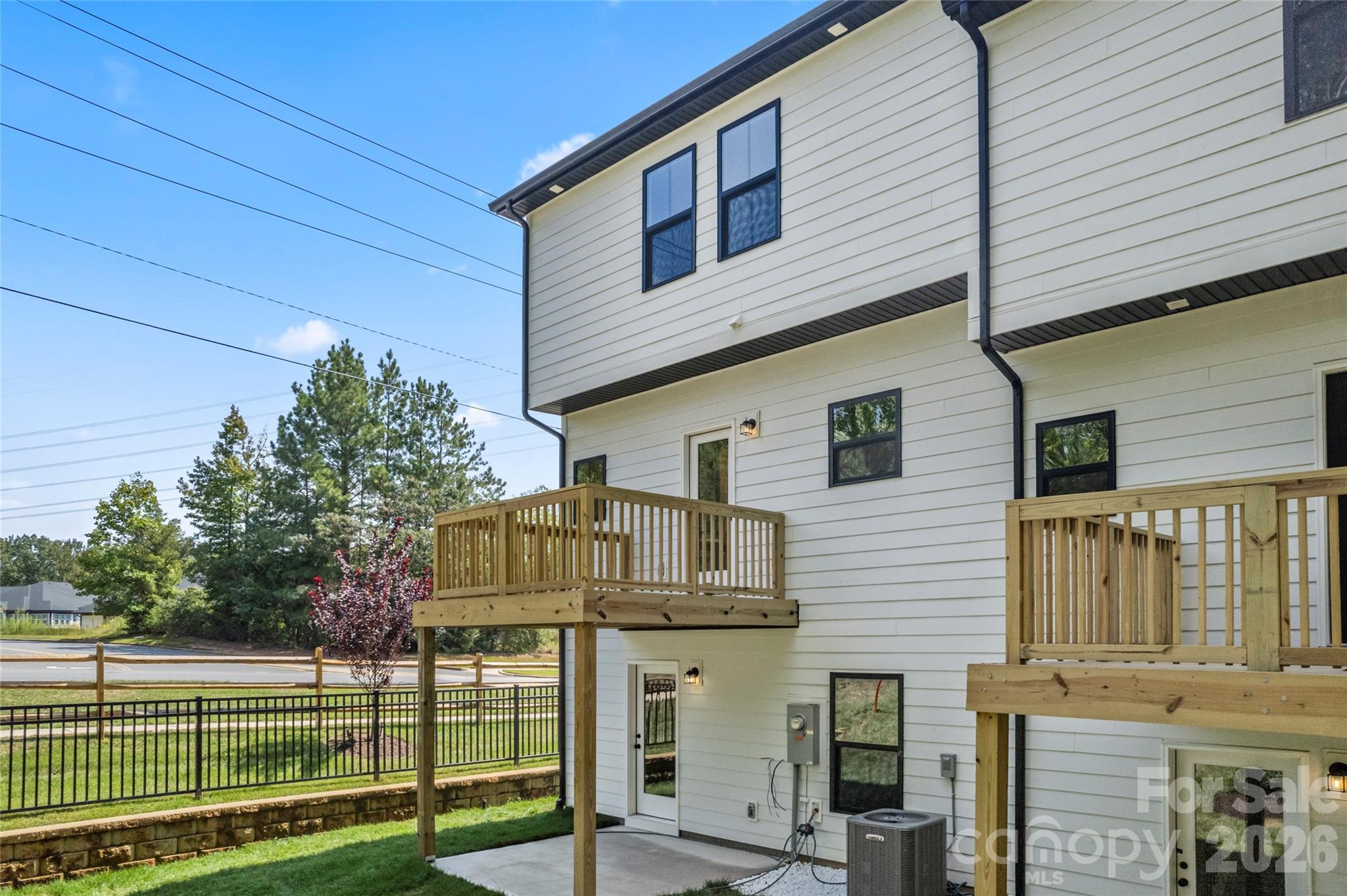 Townhouse at 309 Yaupon Court, Fort Mill, photo 31 of 42