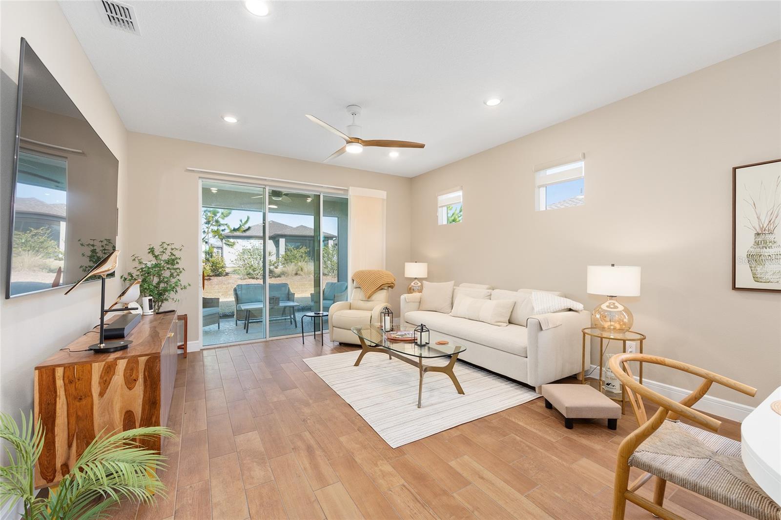 Living - 8919 SW 58TH STREET RD, OCALA
