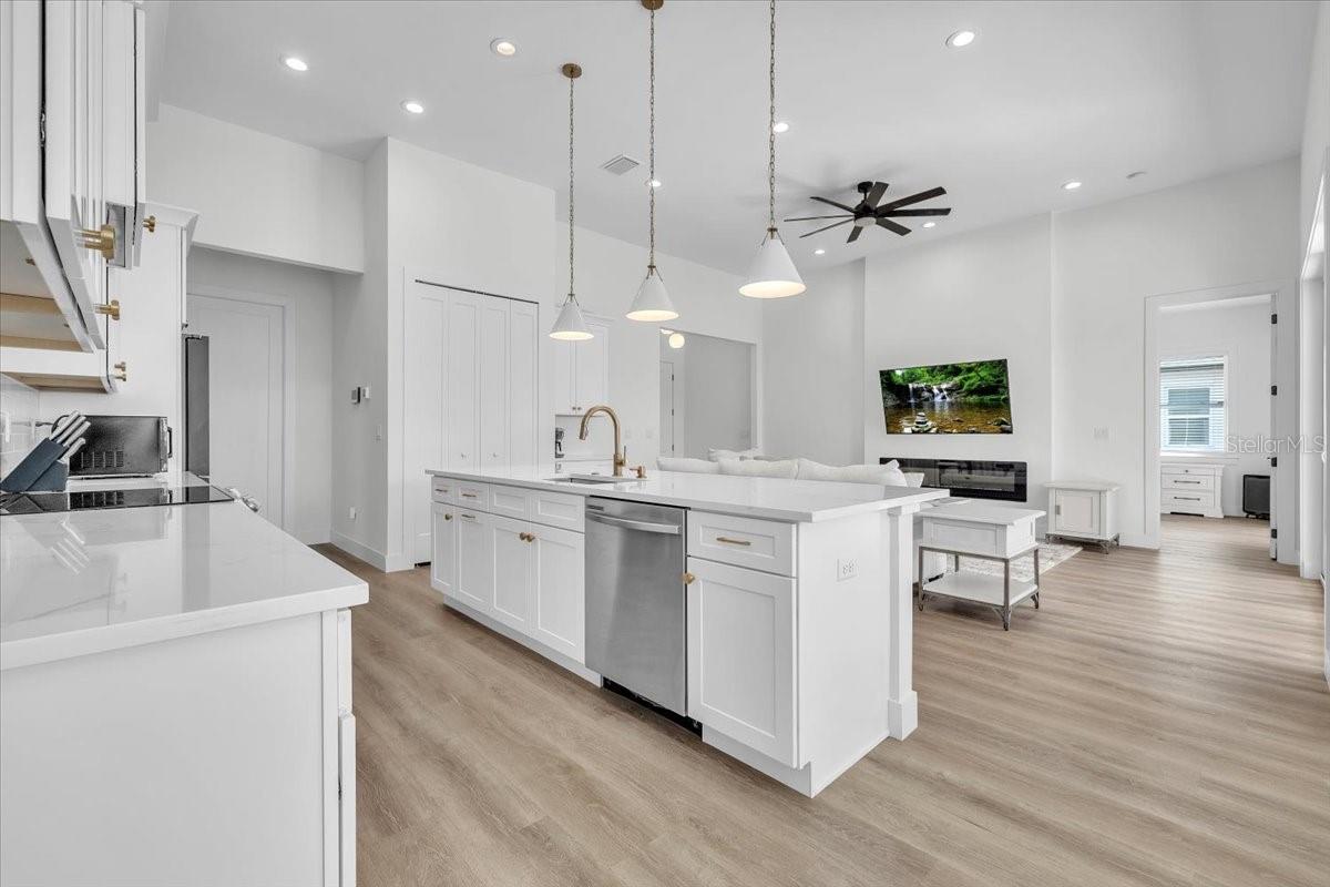 Single Family Residence at 3083 JEANNIN DR, NORTH PORT, photo 10 of 39