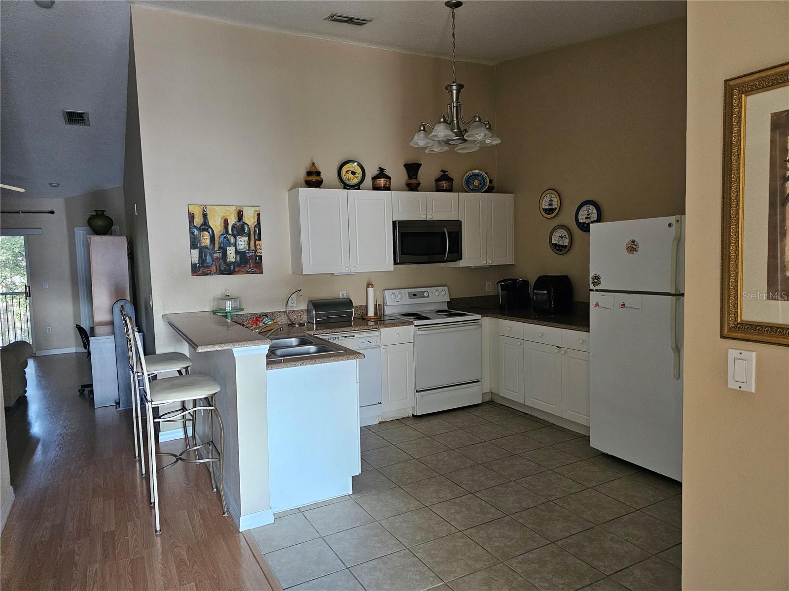 Condominium at 8815 GRAND PALMS CIR #B, KISSIMMEE, photo 3 of 25