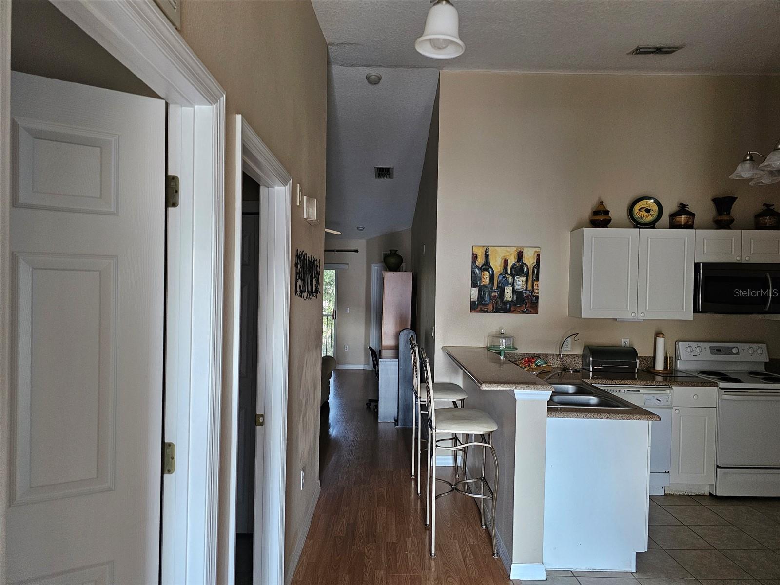 Condominium at 8815 GRAND PALMS CIR #B, KISSIMMEE, photo 4 of 25
