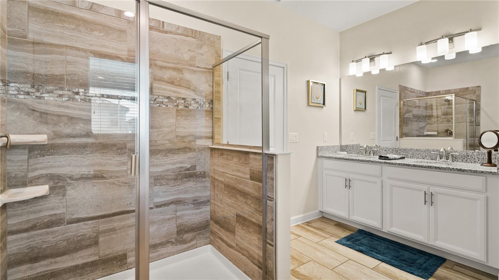 BATHROOM OF ENSUITE - 9098 HAZARD ST, DAVENPORT