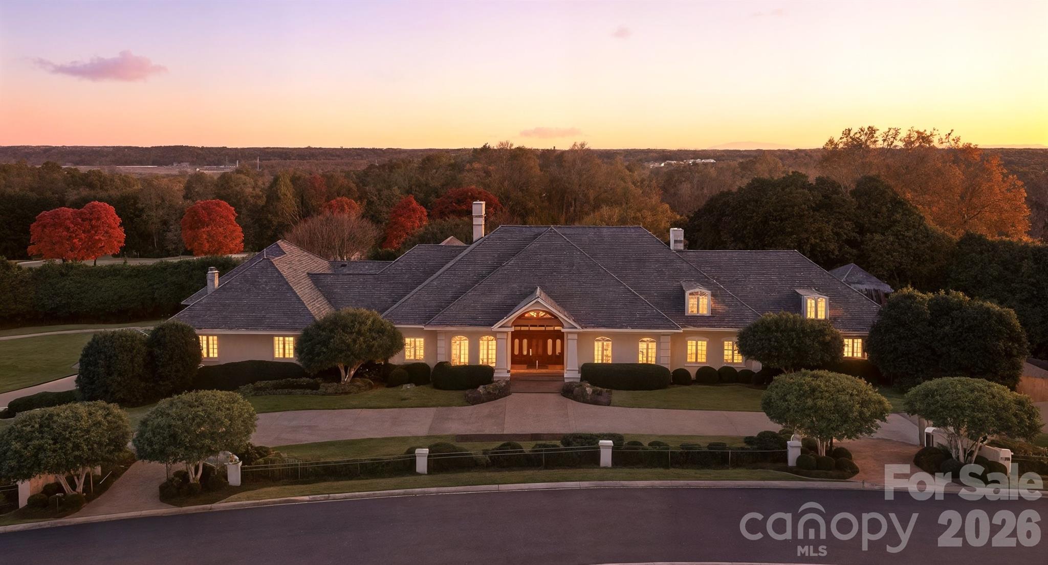 Grand circular driveway and impressive custom estate with exceptional curb appeal in gated Rock Barn community. - 3619 Links Drive NE, Conover