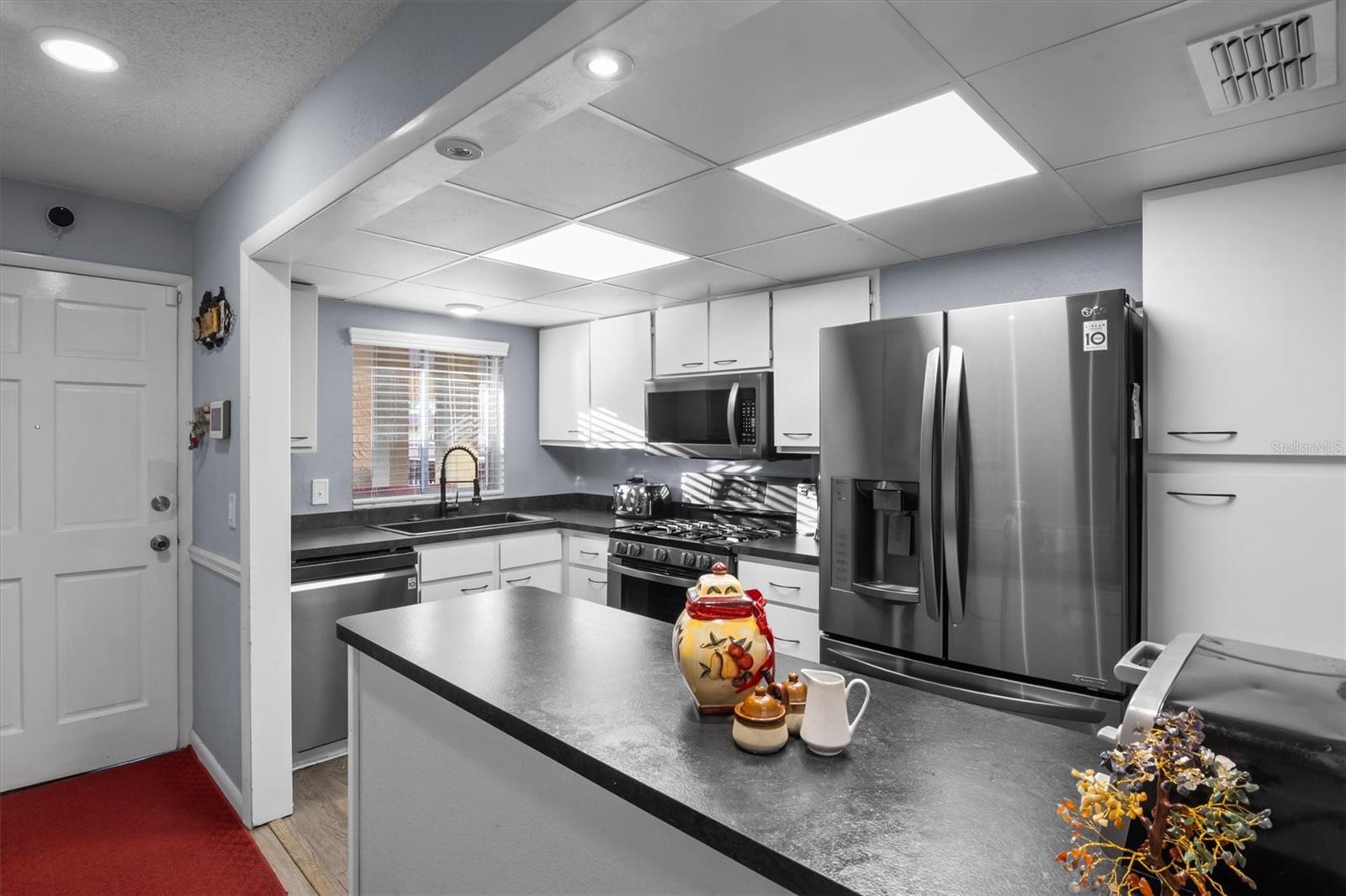 Kitchen - 400 EL CAMINO DR #210, WINTER HAVEN