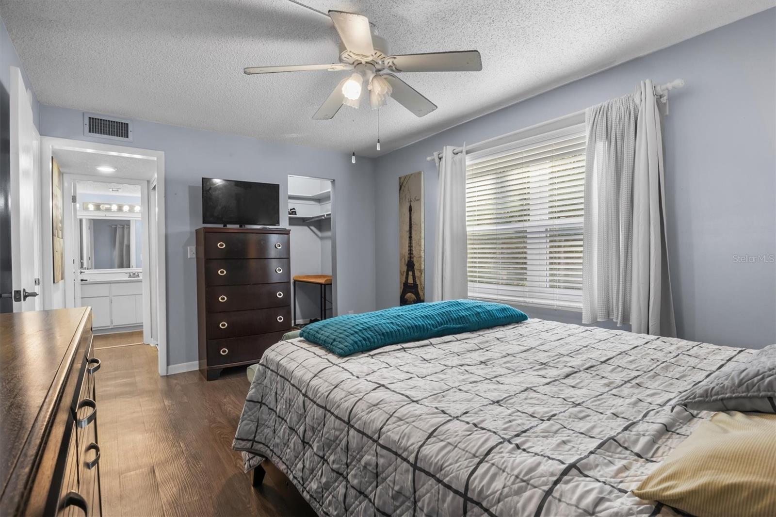 Guest Bedroom/Walk-in closet - 400 EL CAMINO DR #210, WINTER HAVEN