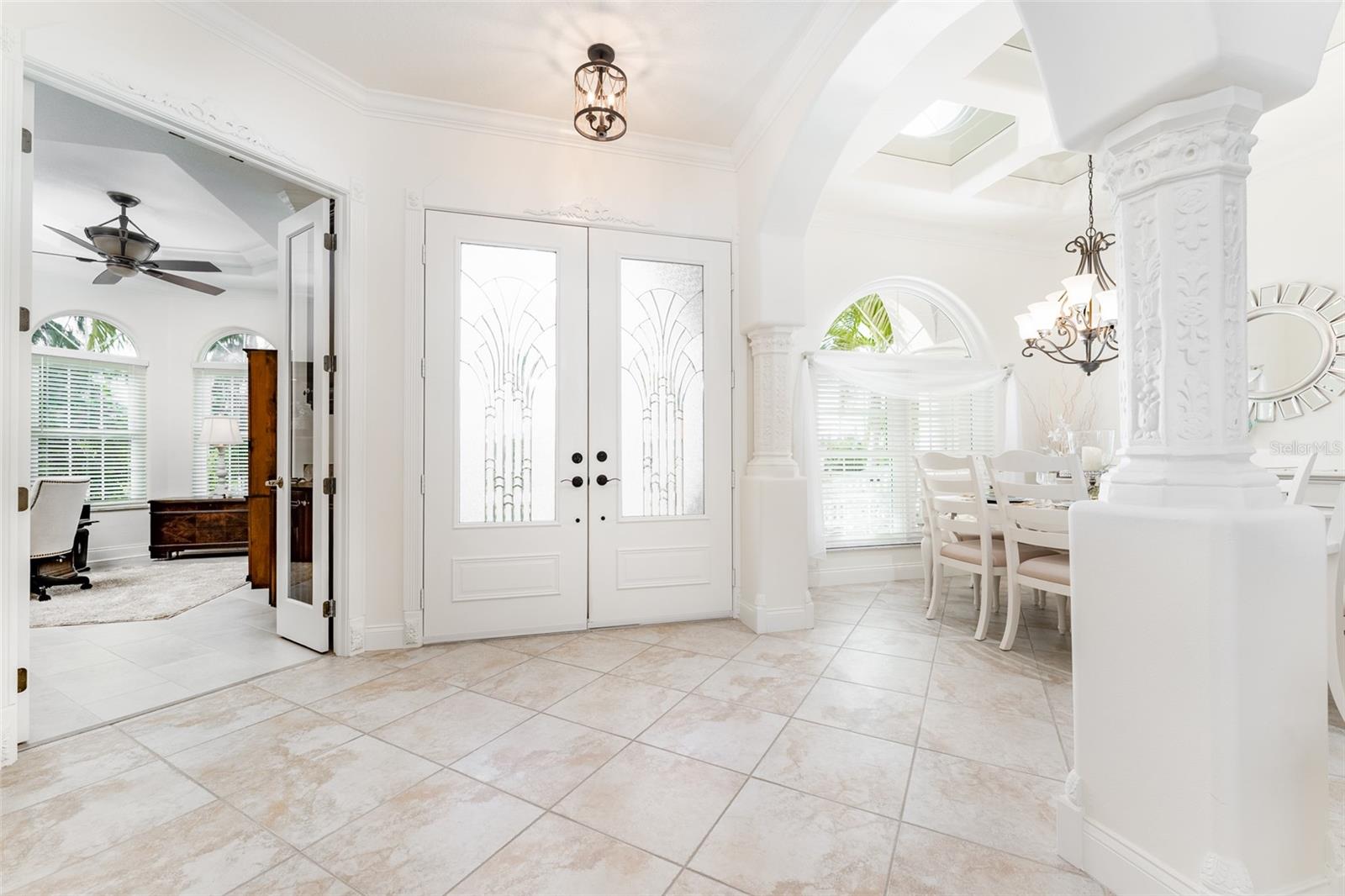 Single Family Residence at 10544 POUGHKEEPSIE CIR, PORT CHARLOTTE, photo 10 of 99