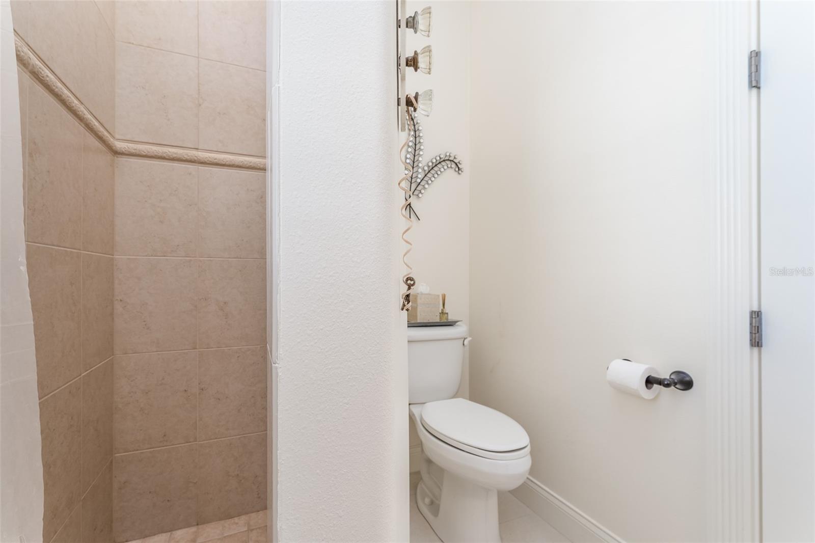 Single Family Residence at 10544 POUGHKEEPSIE CIR, PORT CHARLOTTE, photo 33 of 99