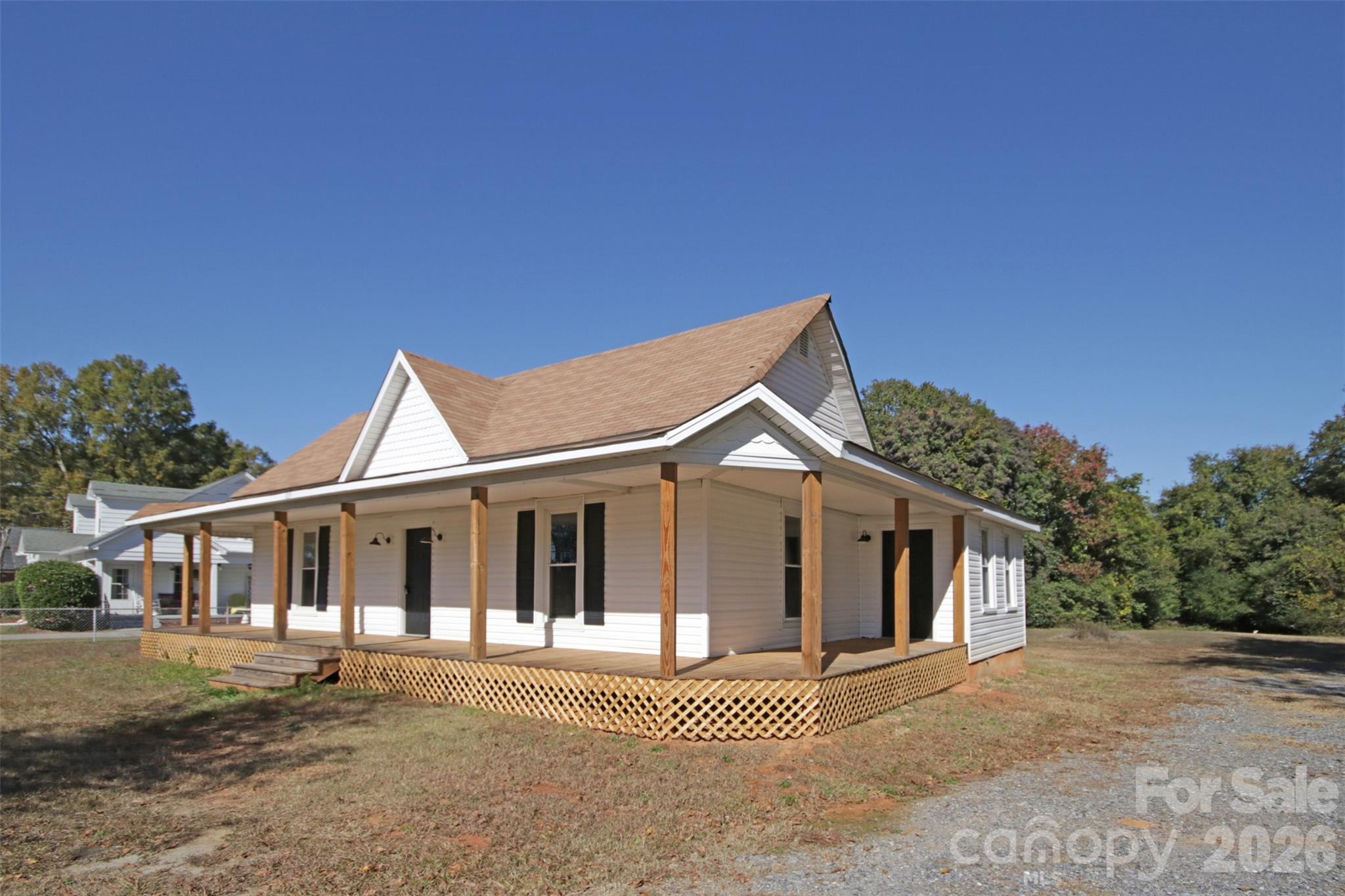 Single Family Residence at 119 Marion Street, Clover, photo 5 of 46