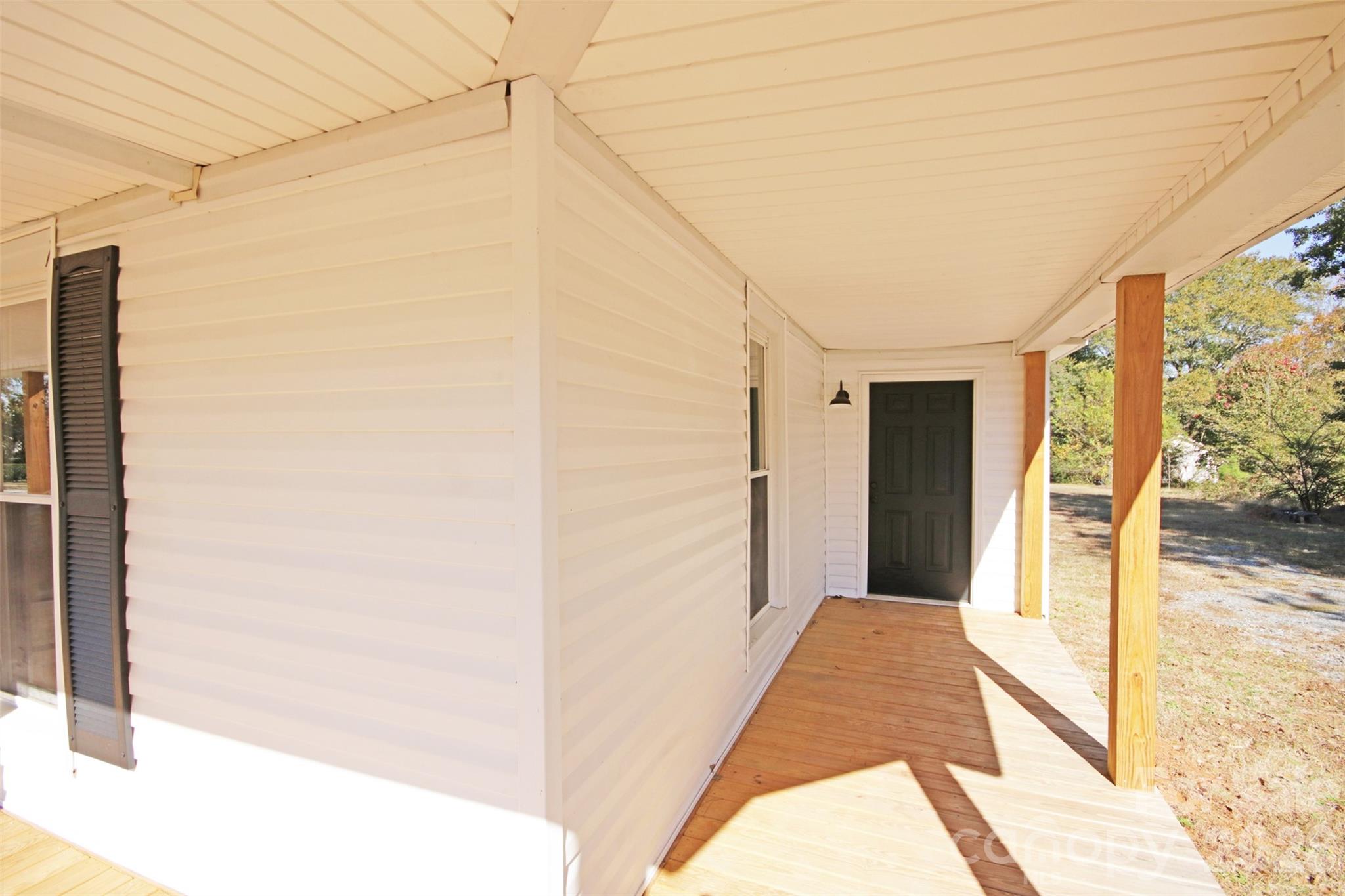 Single Family Residence at 119 Marion Street, Clover, photo 6 of 46