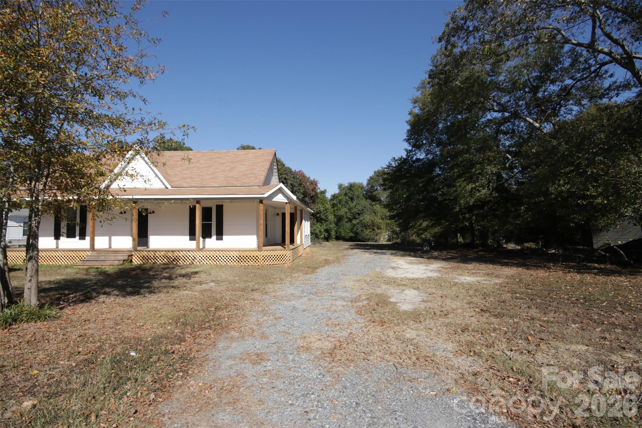 Single Family Residence at 119 Marion Street, Clover, photo 8 of 46