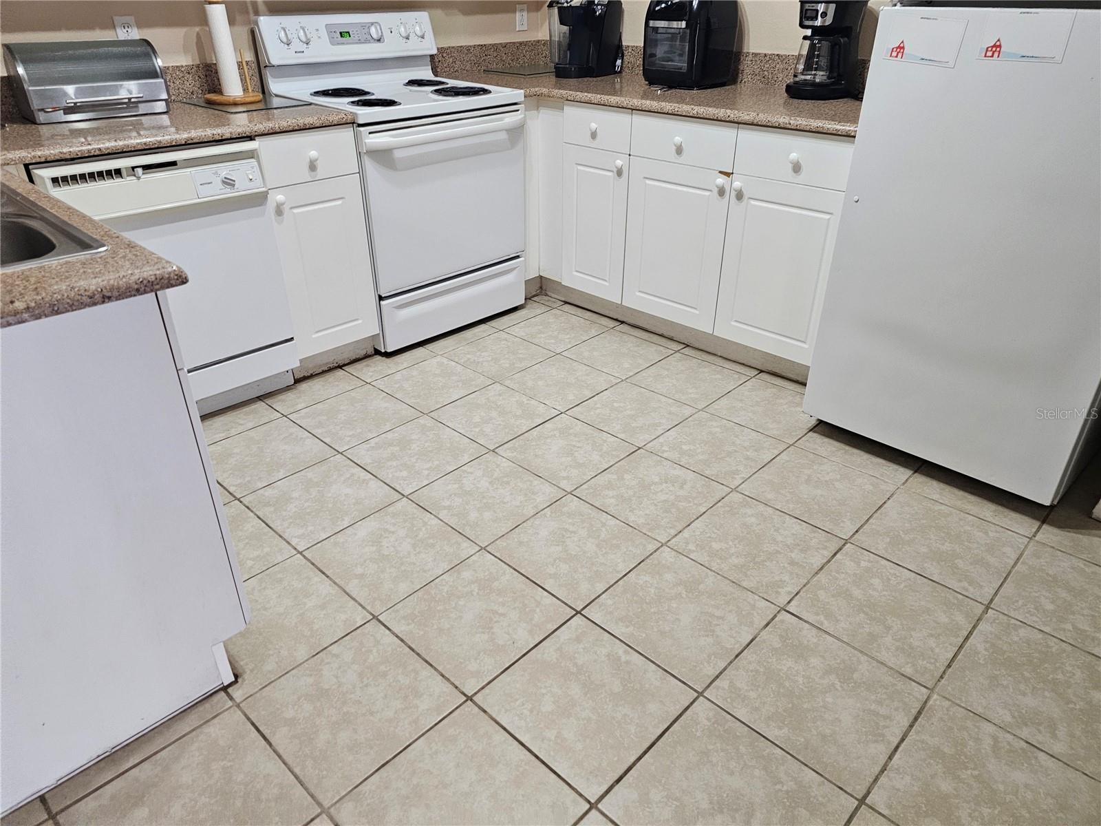 Condominium at 8815 GRAND PALMS CIR #B, KISSIMMEE, photo 23 of 25