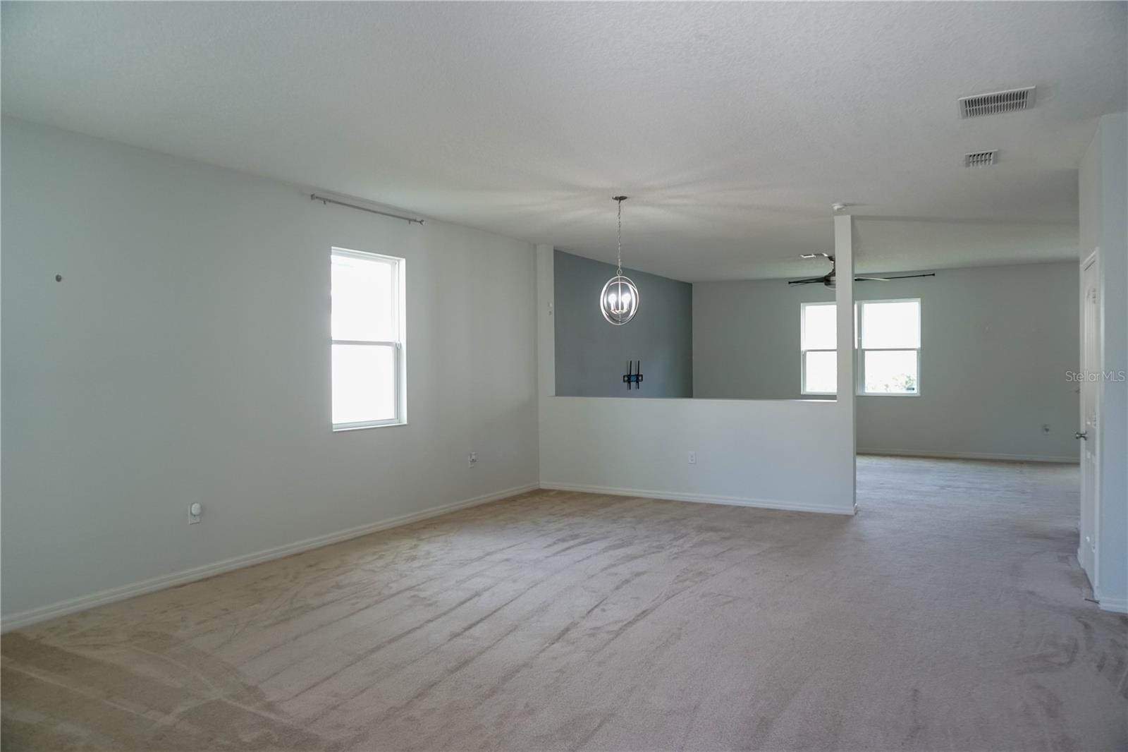 living room & dinning room - 2936 BOATING BLVD, KISSIMMEE