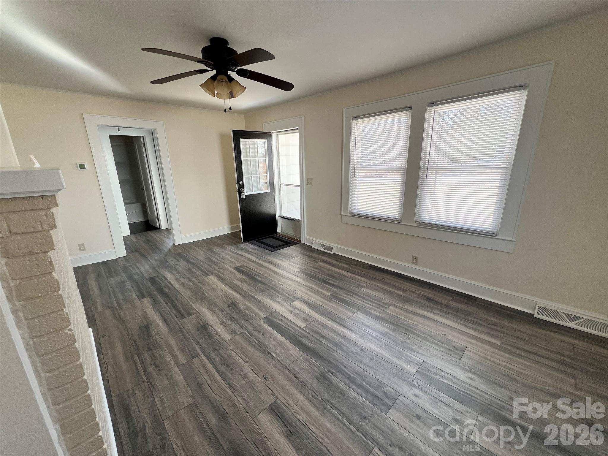 Living Room - 615 Arlington Avenue, Albemarle