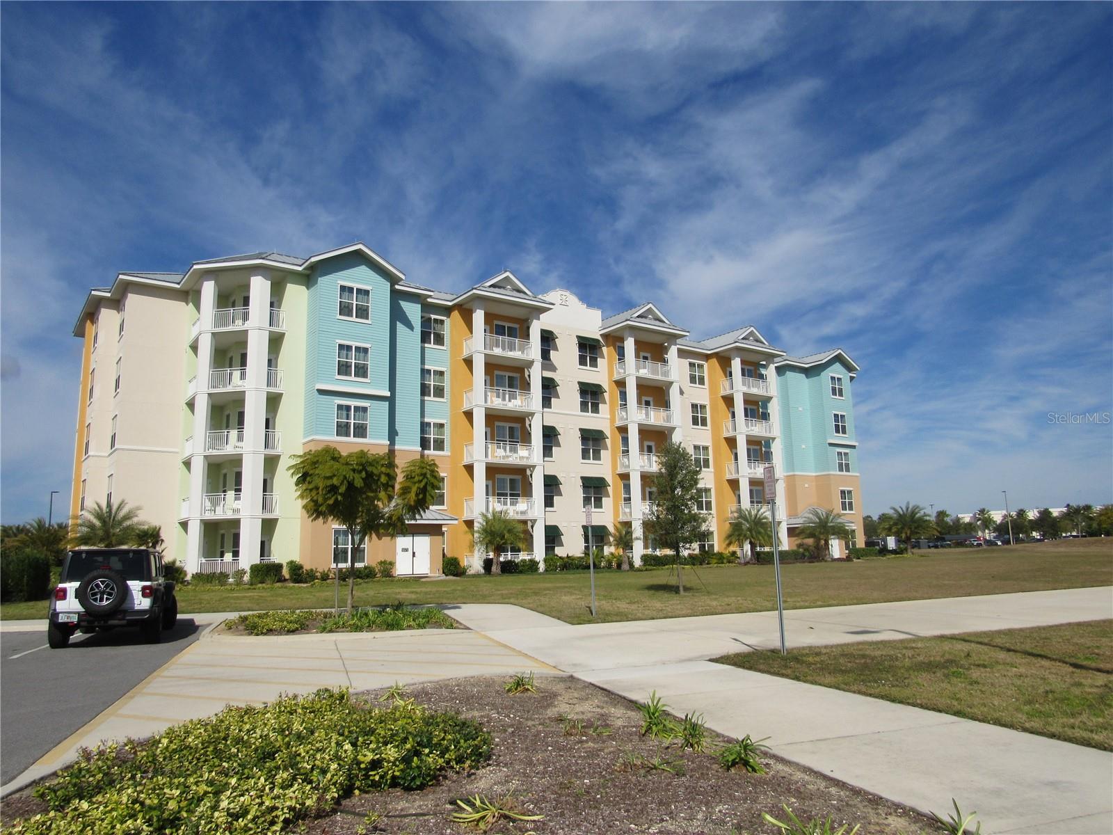 Condo - Hotel at 3151 SUNSET WALK DR #1104, KISSIMMEE, photo 2 of 28