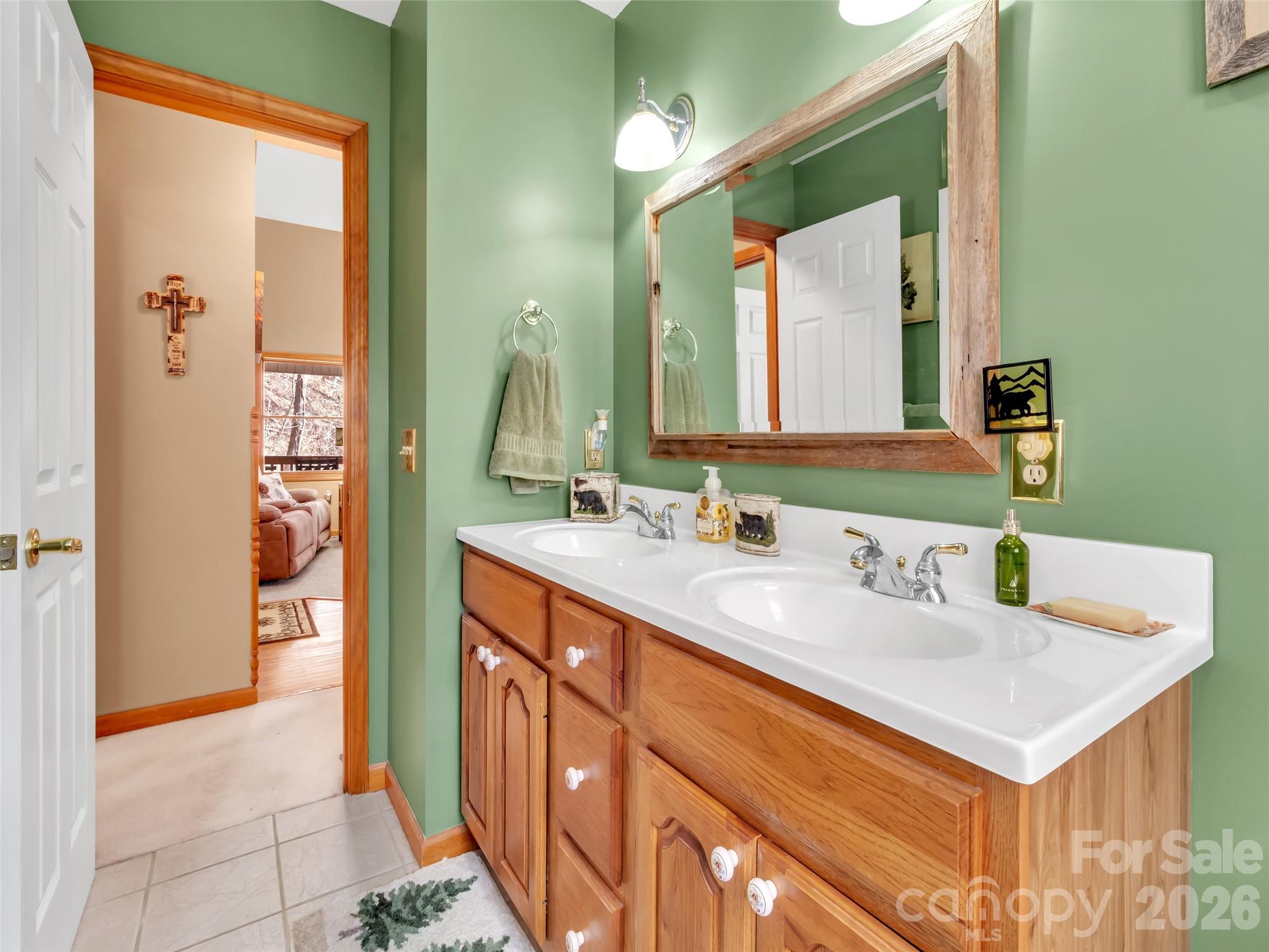 Single Family Residence at 371 Falcon Ridge Drive, Waynesville, photo 28 of 48
