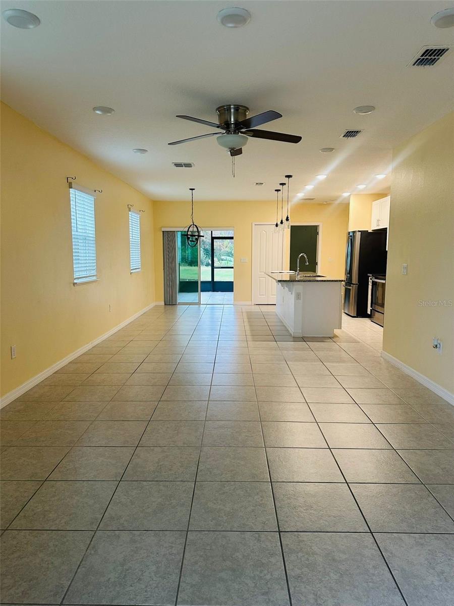 Single Family Residence at 2221 CANYON BREEZE AVE, KISSIMMEE, photo 5 of 12