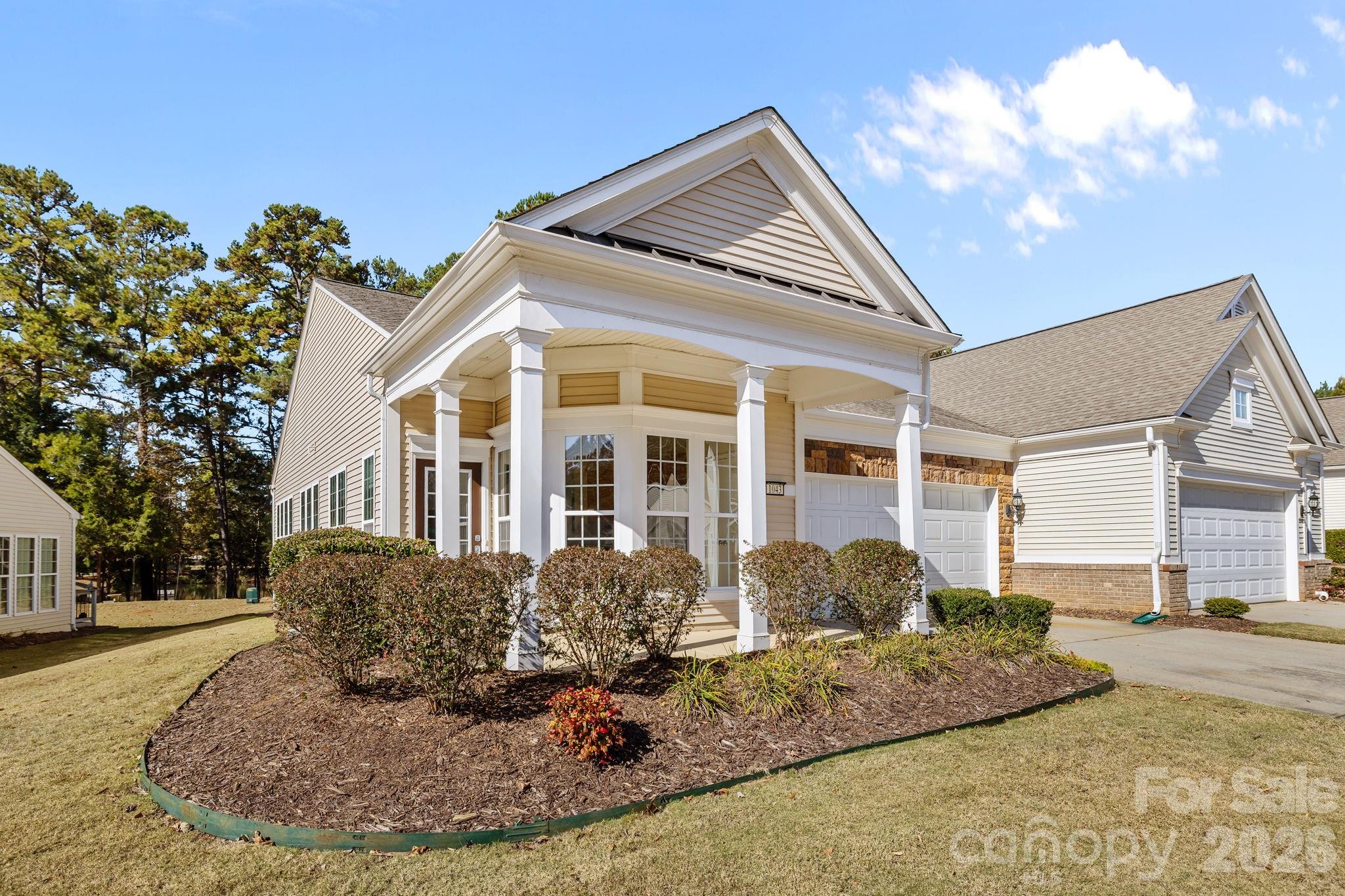 Townhouse at 1043 Sweetleaf Drive, Indian Land, photo 4 of 44