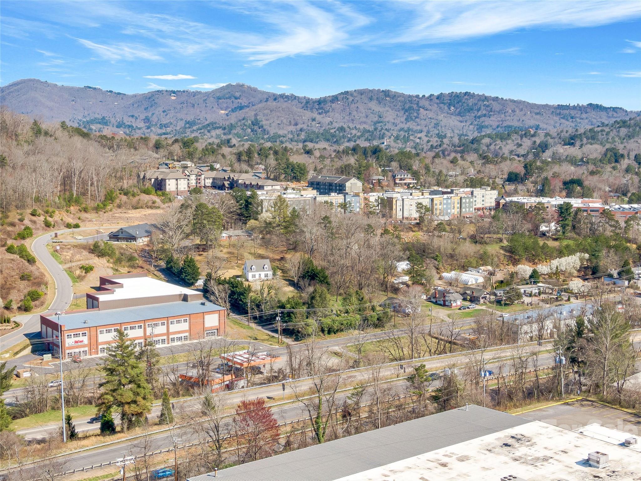Retail at 103 Weaverville Road, Asheville, photo 7 of 42