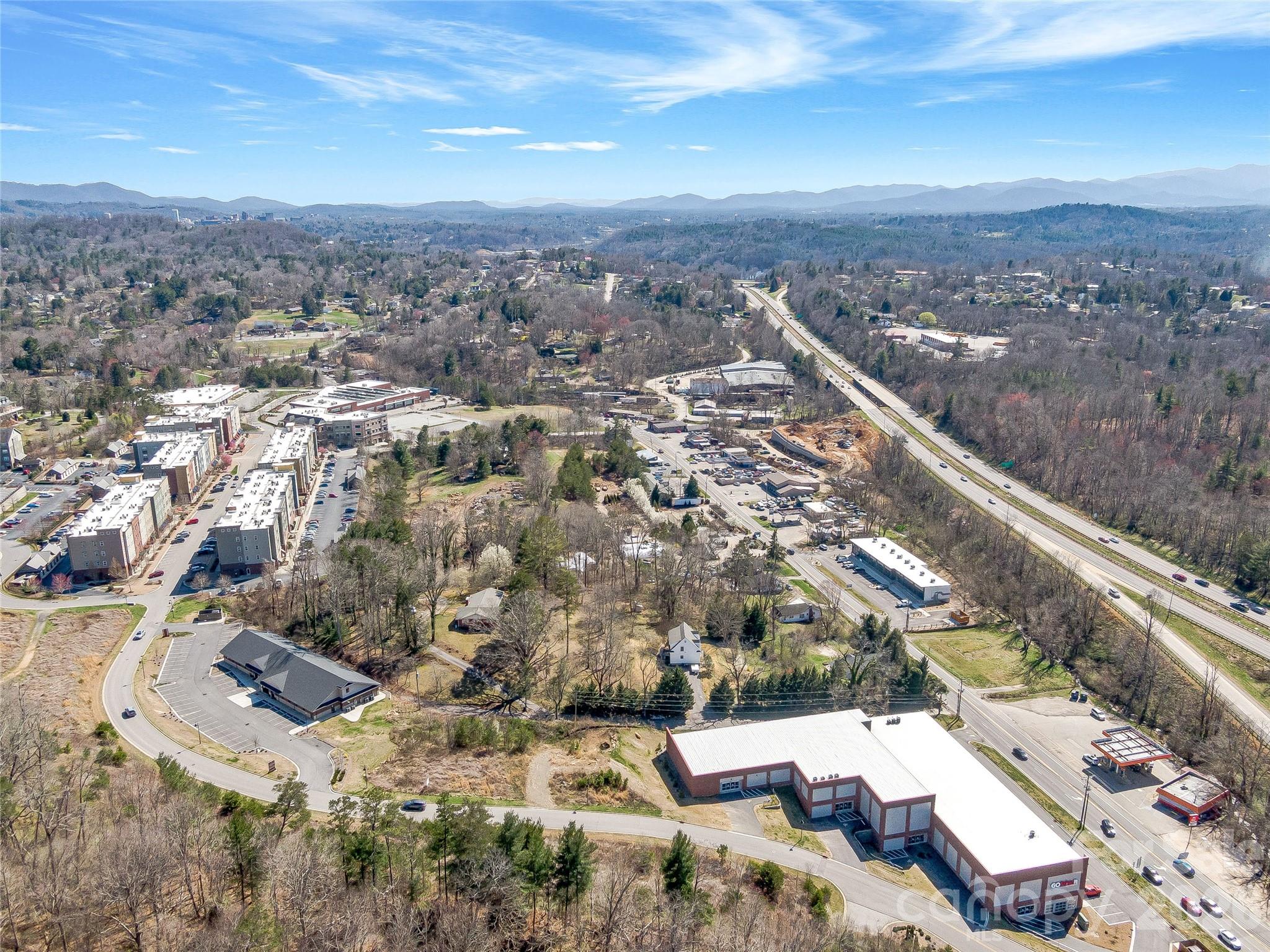 Retail at 103 Weaverville Road, Asheville, photo 10 of 42