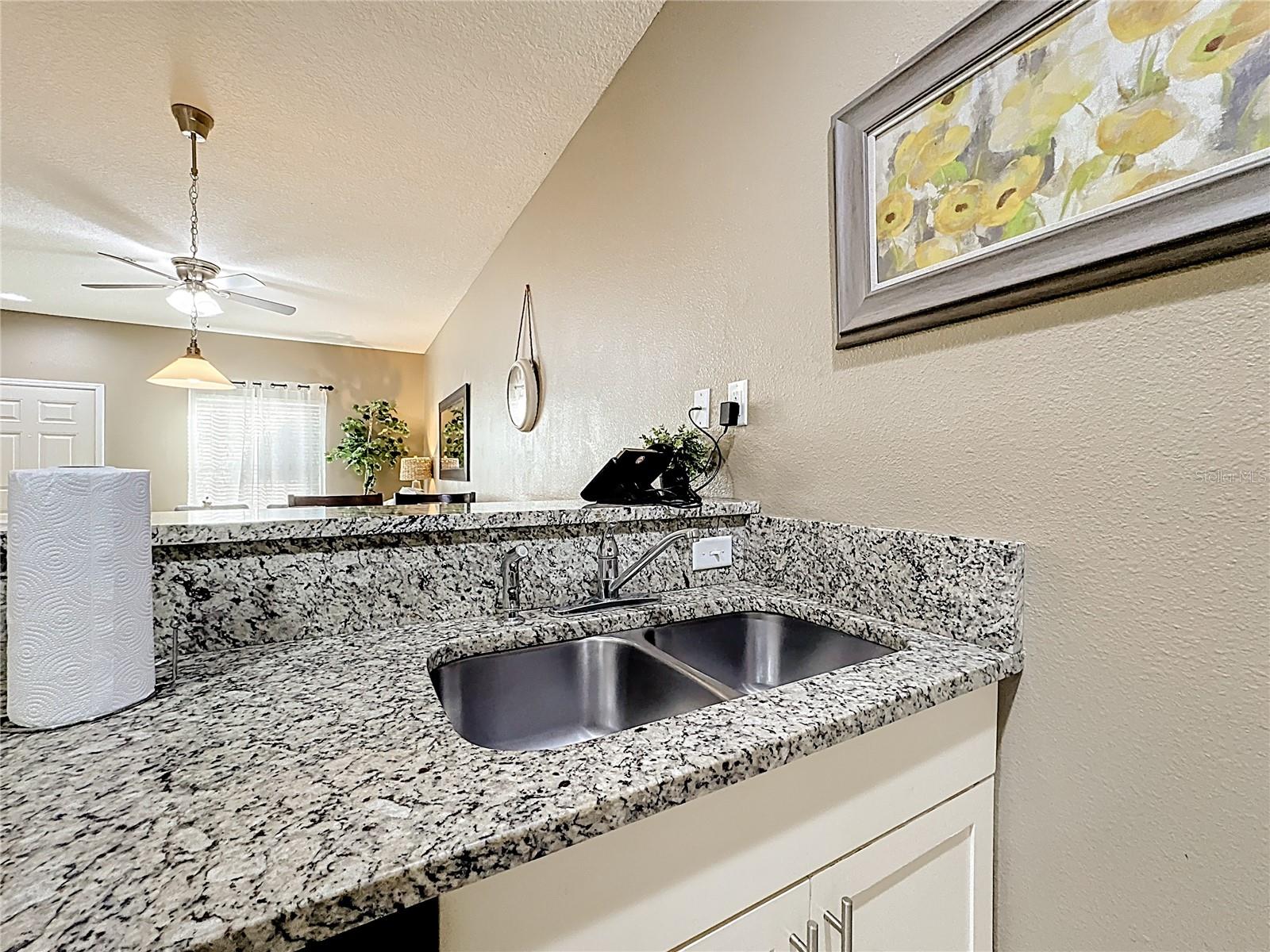 Townhouse at 8986 SHINE DR, KISSIMMEE, photo 17 of 63