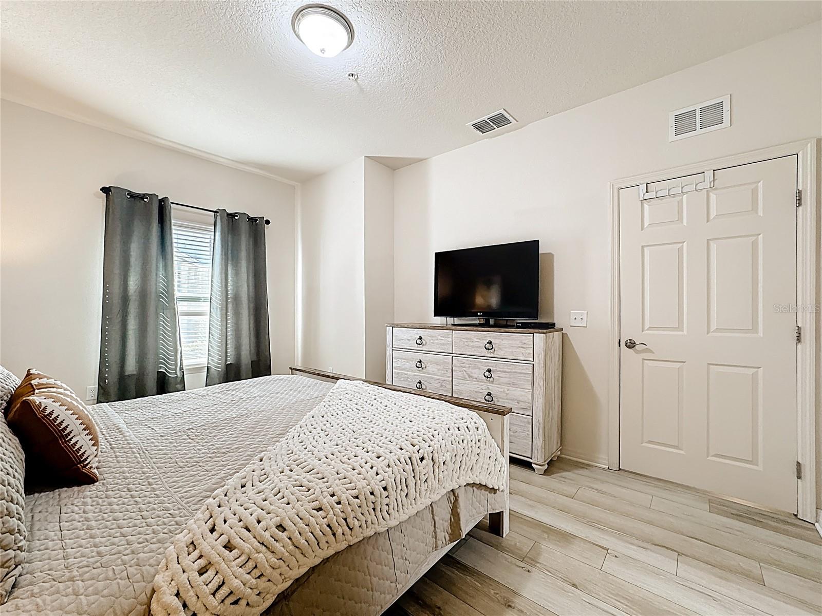 Townhouse at 8986 SHINE DR, KISSIMMEE, photo 31 of 63