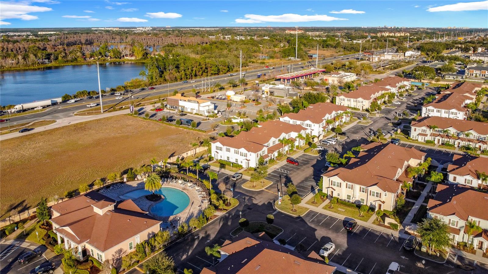 Townhouse at 8986 SHINE DR, KISSIMMEE, photo 44 of 63