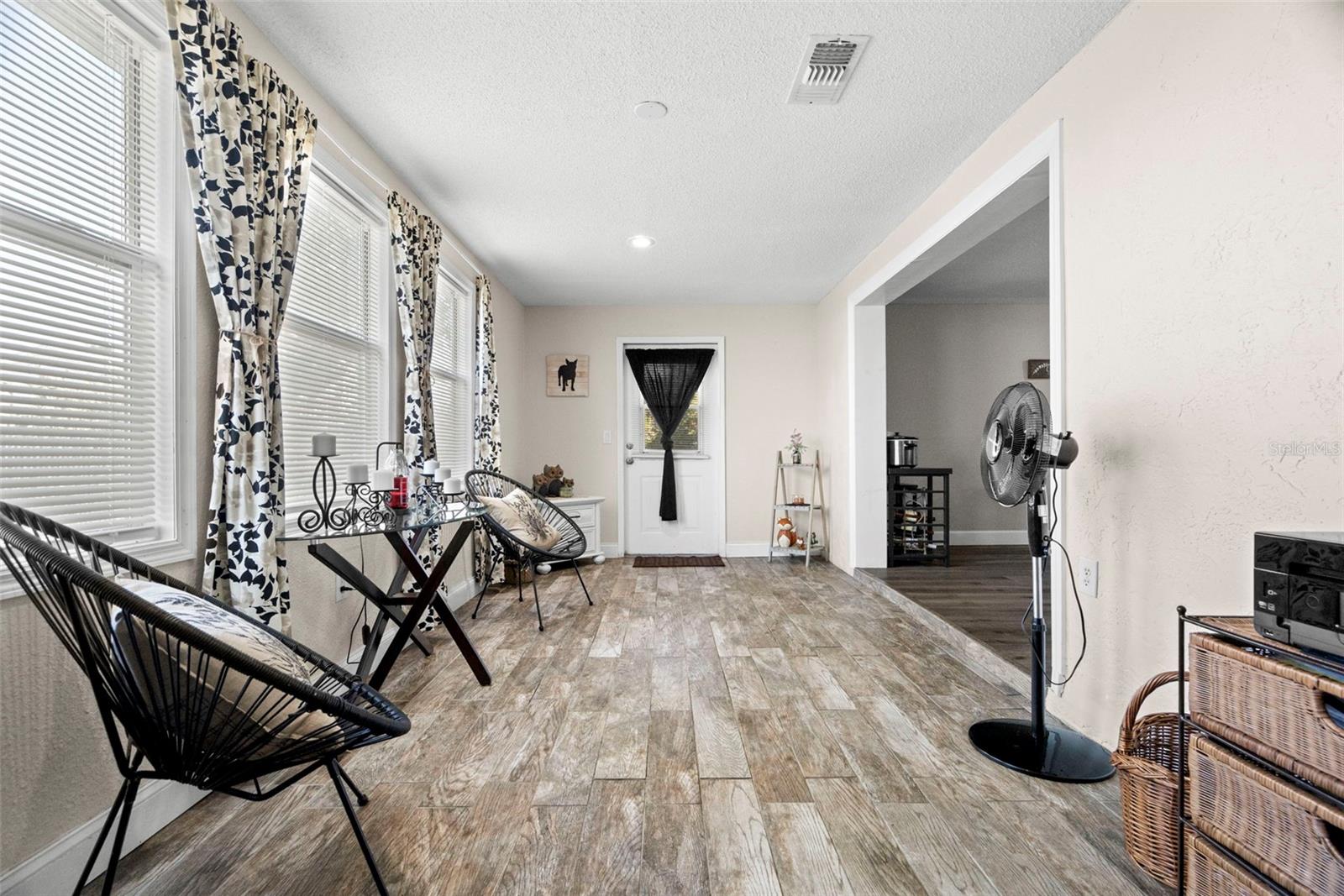 Single Family Residence at 6333 ABERDEEN AVE, NEW PORT RICHEY, photo 17 of 37