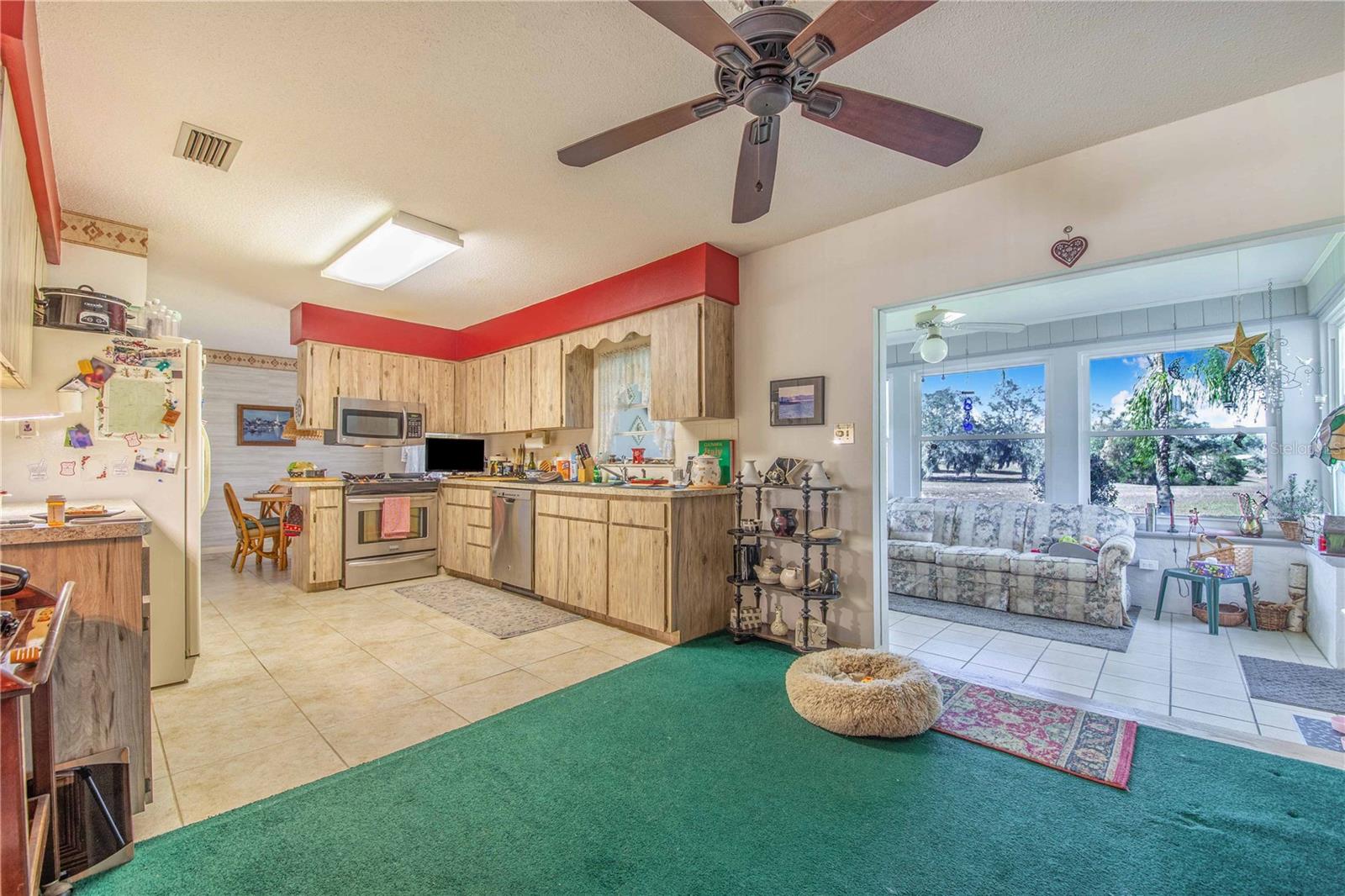 Single Family Residence at 3 MAPLE RUN, HAINES CITY, photo 11 of 28