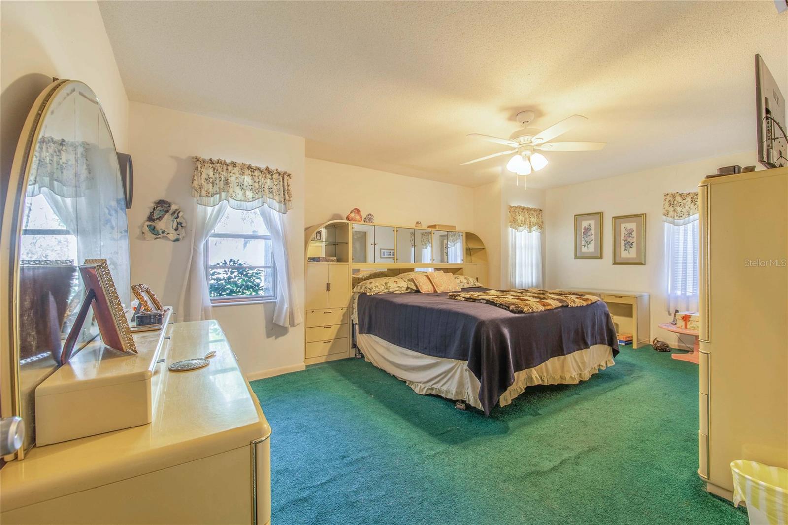 Single Family Residence at 3 MAPLE RUN, HAINES CITY, photo 16 of 28