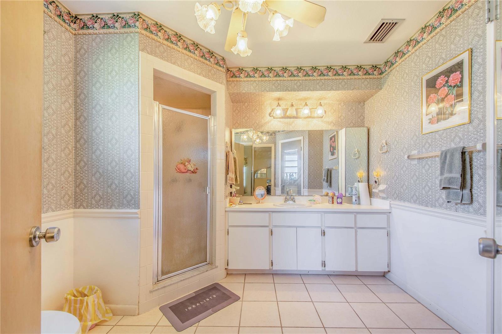 Single Family Residence at 3 MAPLE RUN, HAINES CITY, photo 18 of 28