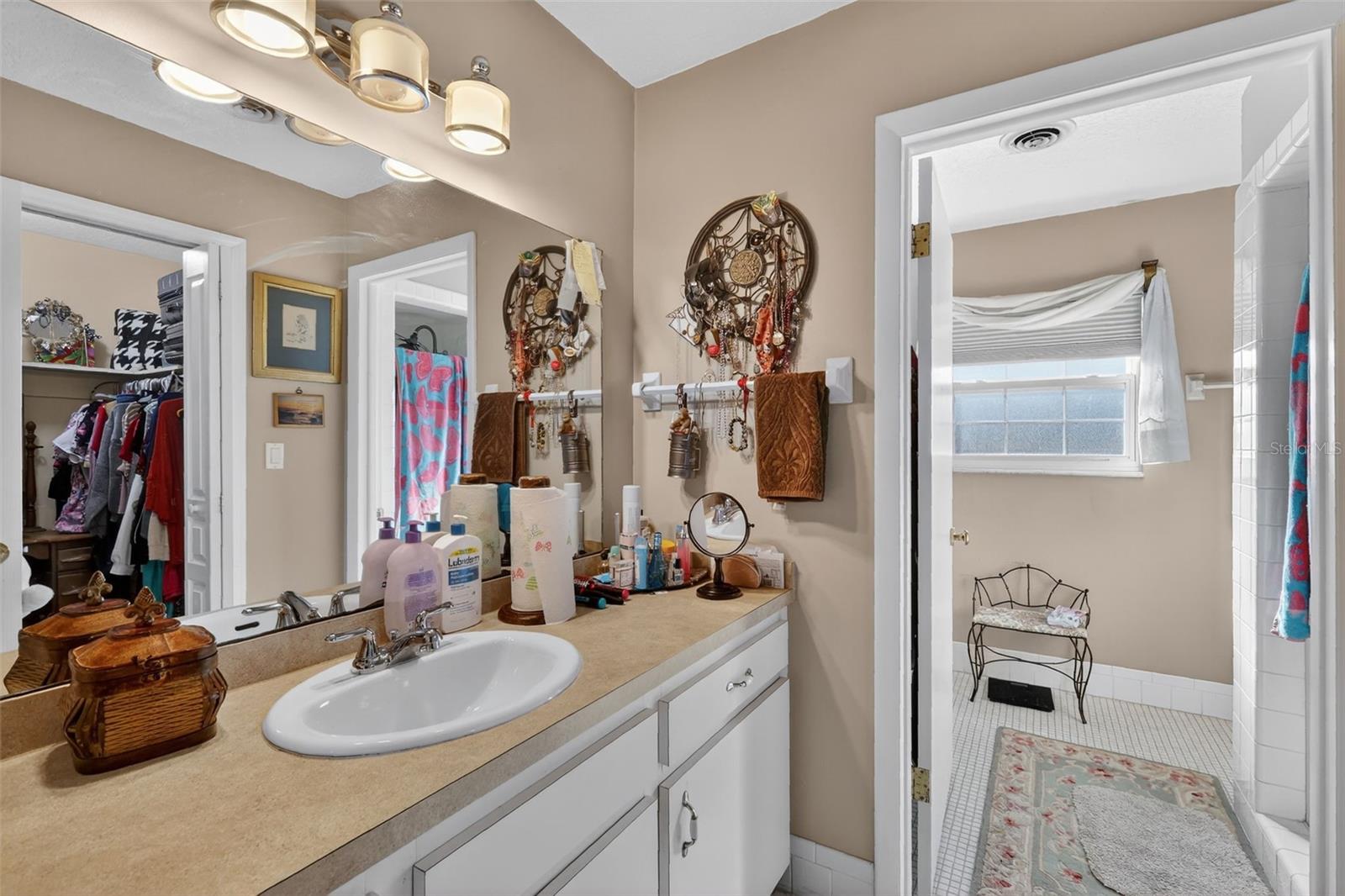 Master Bathroom - 2230 SW 87TH PL, OCALA