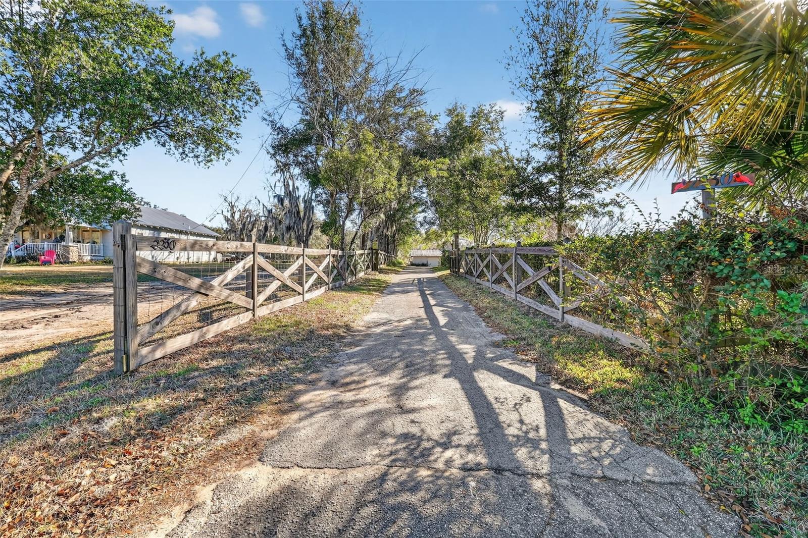 Driveway - 2230 SW 87TH PL, OCALA
