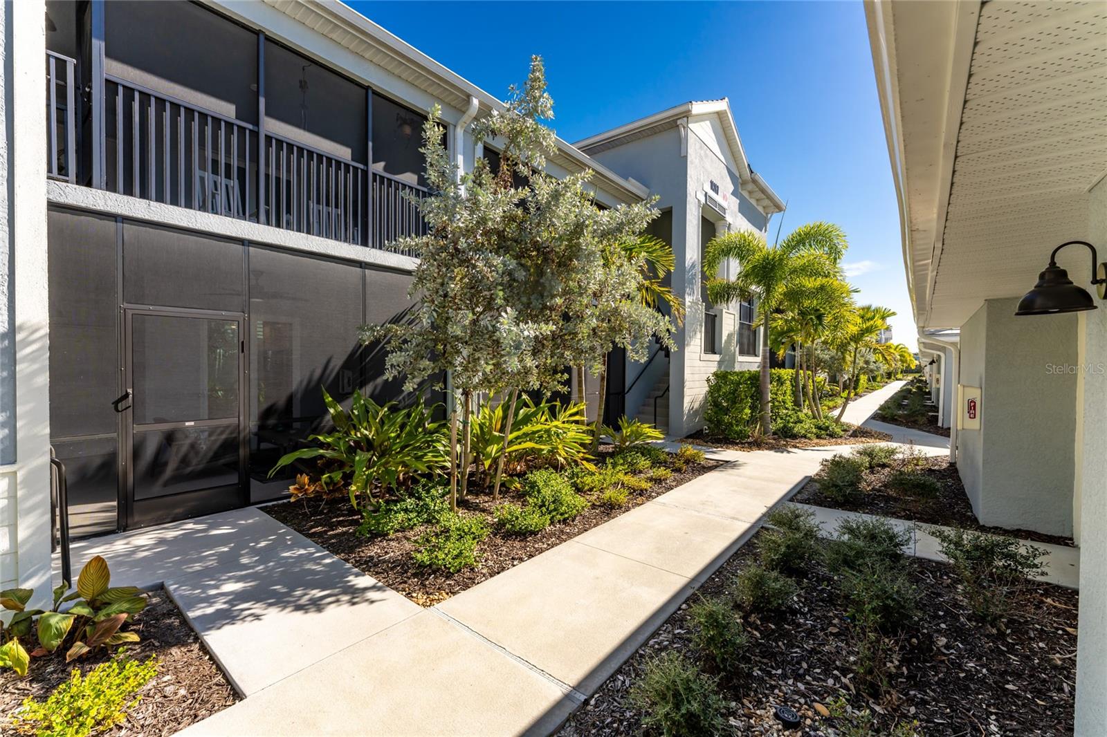 14267 HERITAGE LANDING BLVD #1212