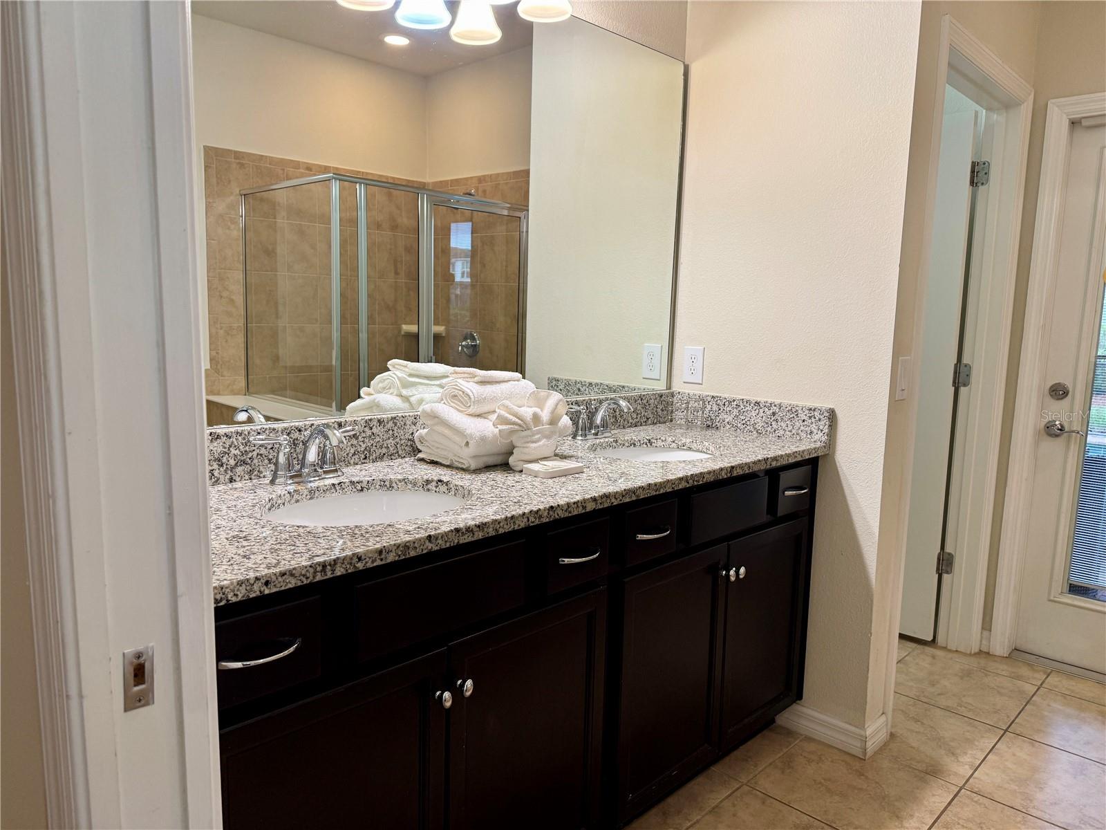 Single Family Residence at 5565 MISTY OAK CIR, DAVENPORT, photo 16 of 39