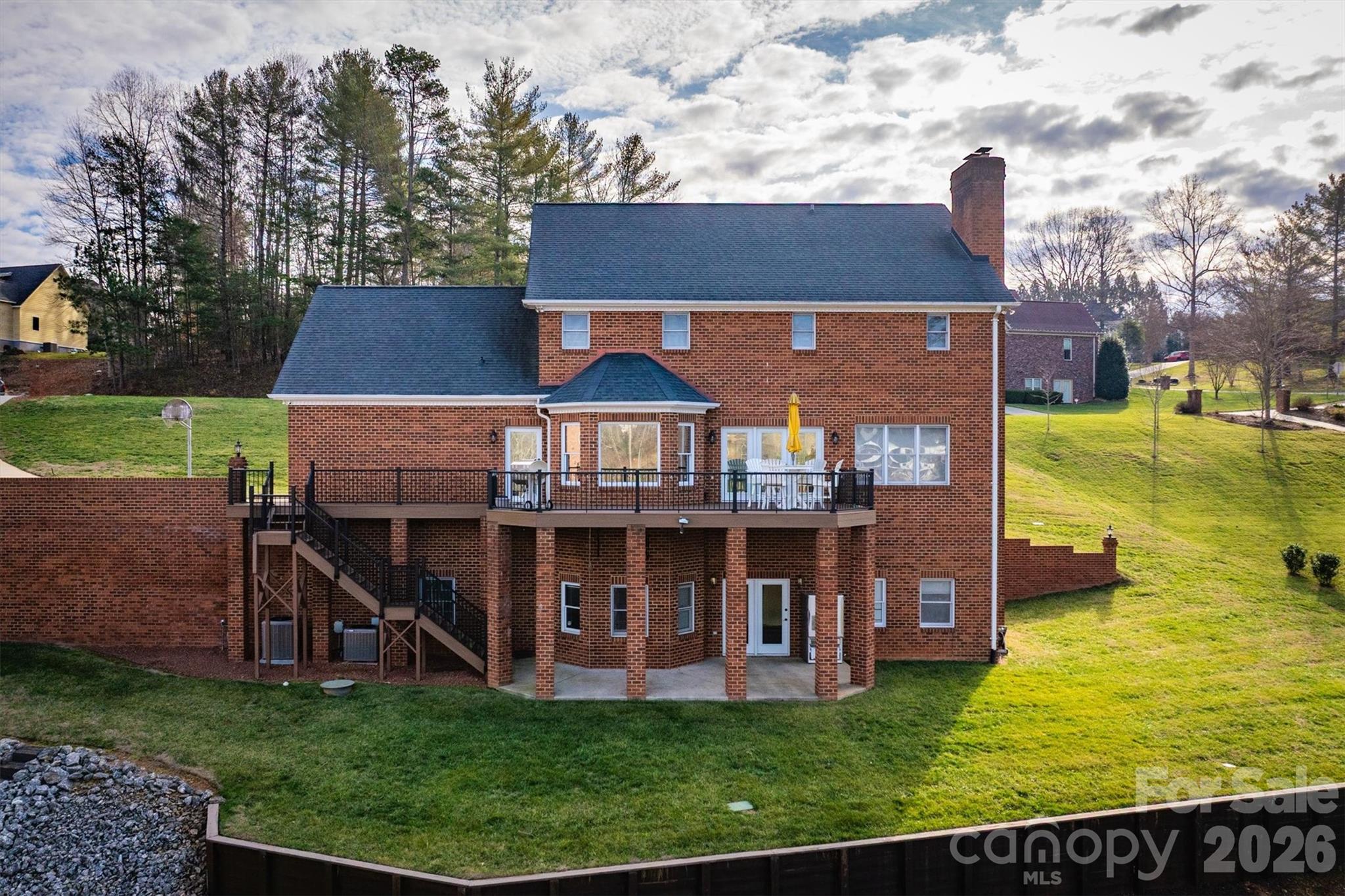 Single Family Residence at 46 Mariners Point Lane, Hickory, photo 37 of 43