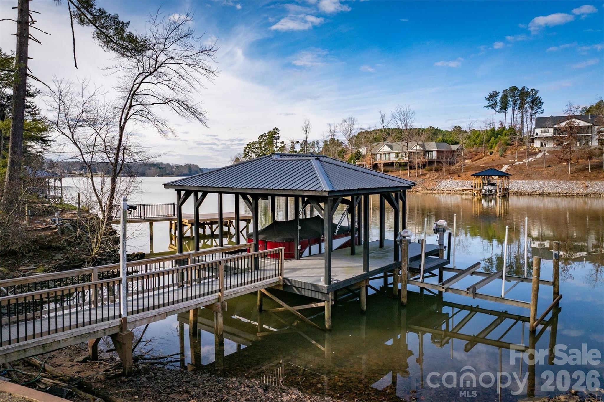 Single Family Residence at 46 Mariners Point Lane, Hickory, photo 38 of 43