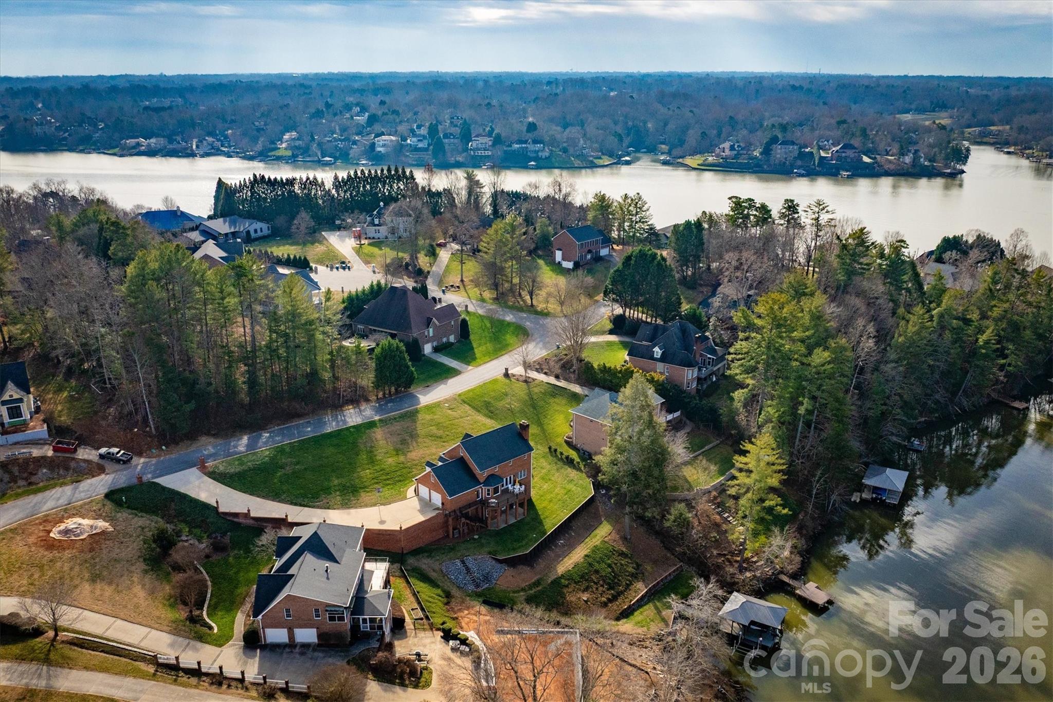 Single Family Residence at 46 Mariners Point Lane, Hickory, photo 39 of 43