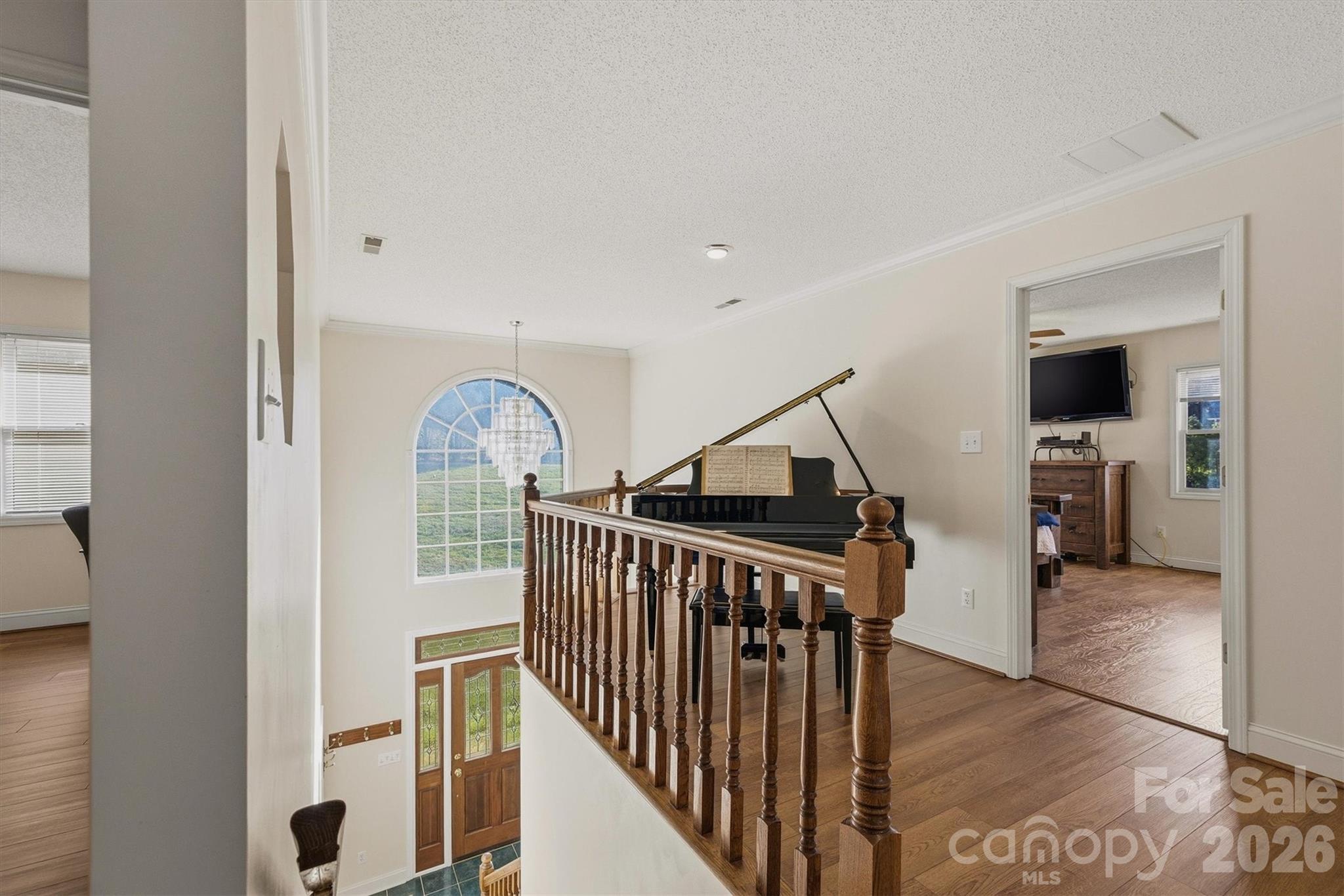 Single Family Residence at 46 Mariners Point Lane, Hickory, photo 28 of 43